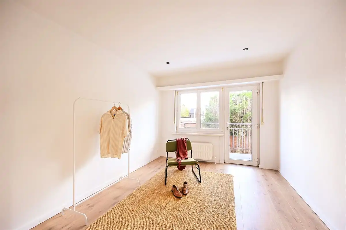 Lichtrijk hoekappartement in hartje Brasschaat foto 15