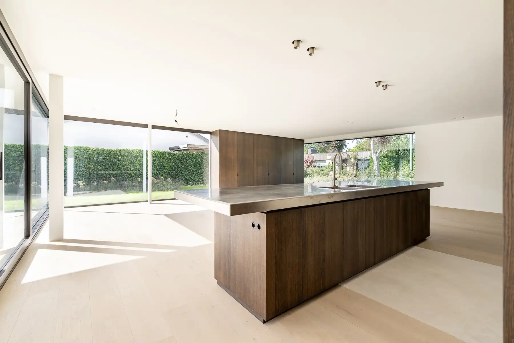 Ongemeubelde nieuwbouwvilla van Govaert & Vanhoutte in Knokke-Heist foto 7