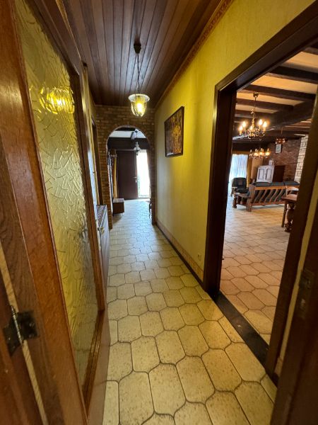 Te renoveren langgevelwoning met veel potentieel op ruim perceel in Herselt foto 9