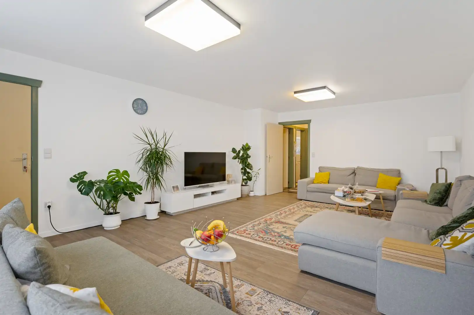 Gelijkvloers appartement met tuin foto 3