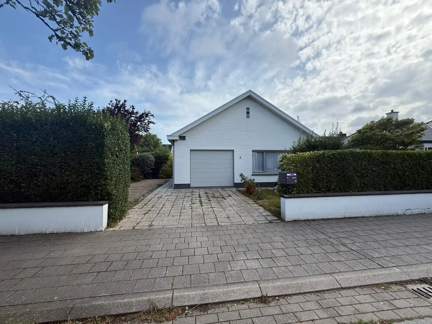 TE RENOVEREN BUNGALOW IN GEGEERDE WOONWIJK foto 2