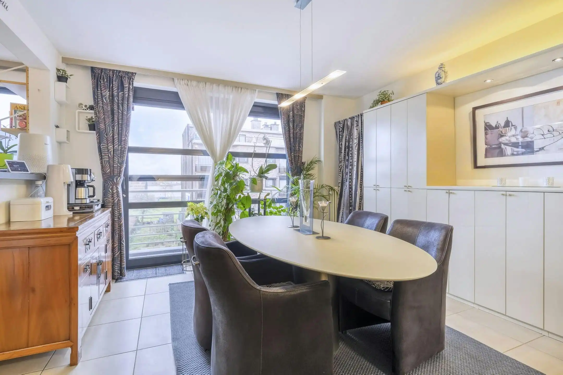 Appartement met 2 terrassen en garage te koop in Wilrijk foto 2