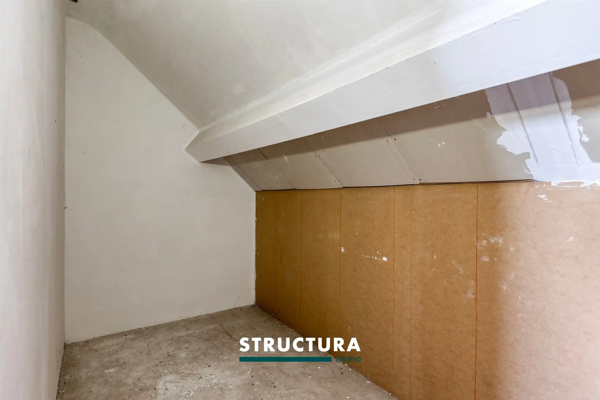 Casco woning met grote tuin  foto 11