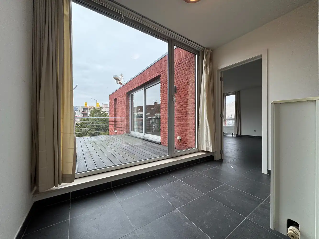 Exclusief ruim penthouse/loft in hartje Hasselt foto 2