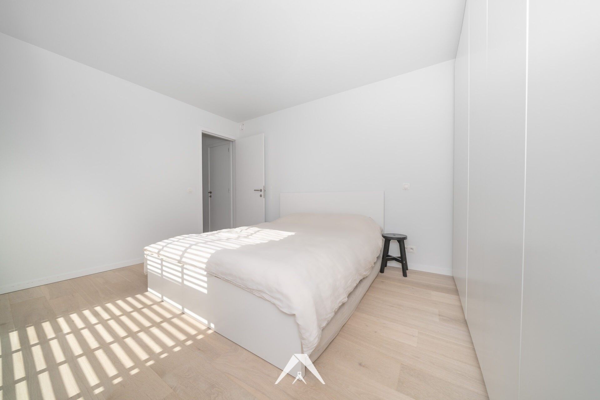 RECENT APPARTEMENT | ZUIDTERRAS | AUTOBERGPLAATS foto 15