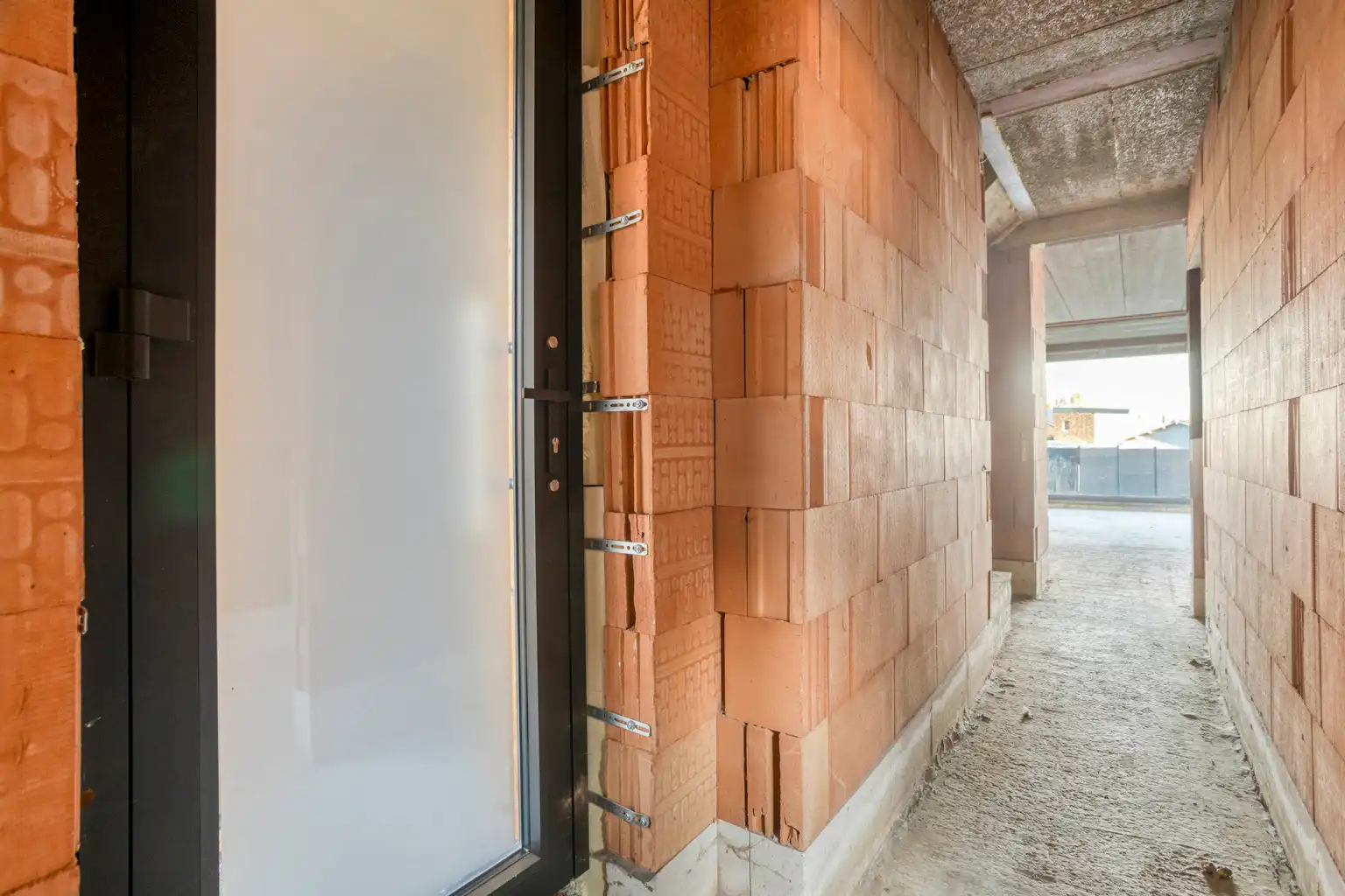 Casco nieuwbouwwoning met tuin in centrum van Hoegaarden.  foto 8