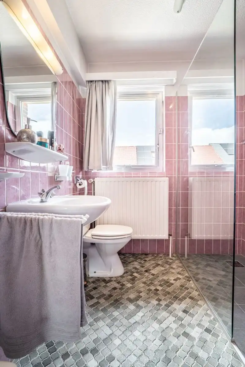 Charmante woning met 3 slaapkamers, garage en tuin foto 18