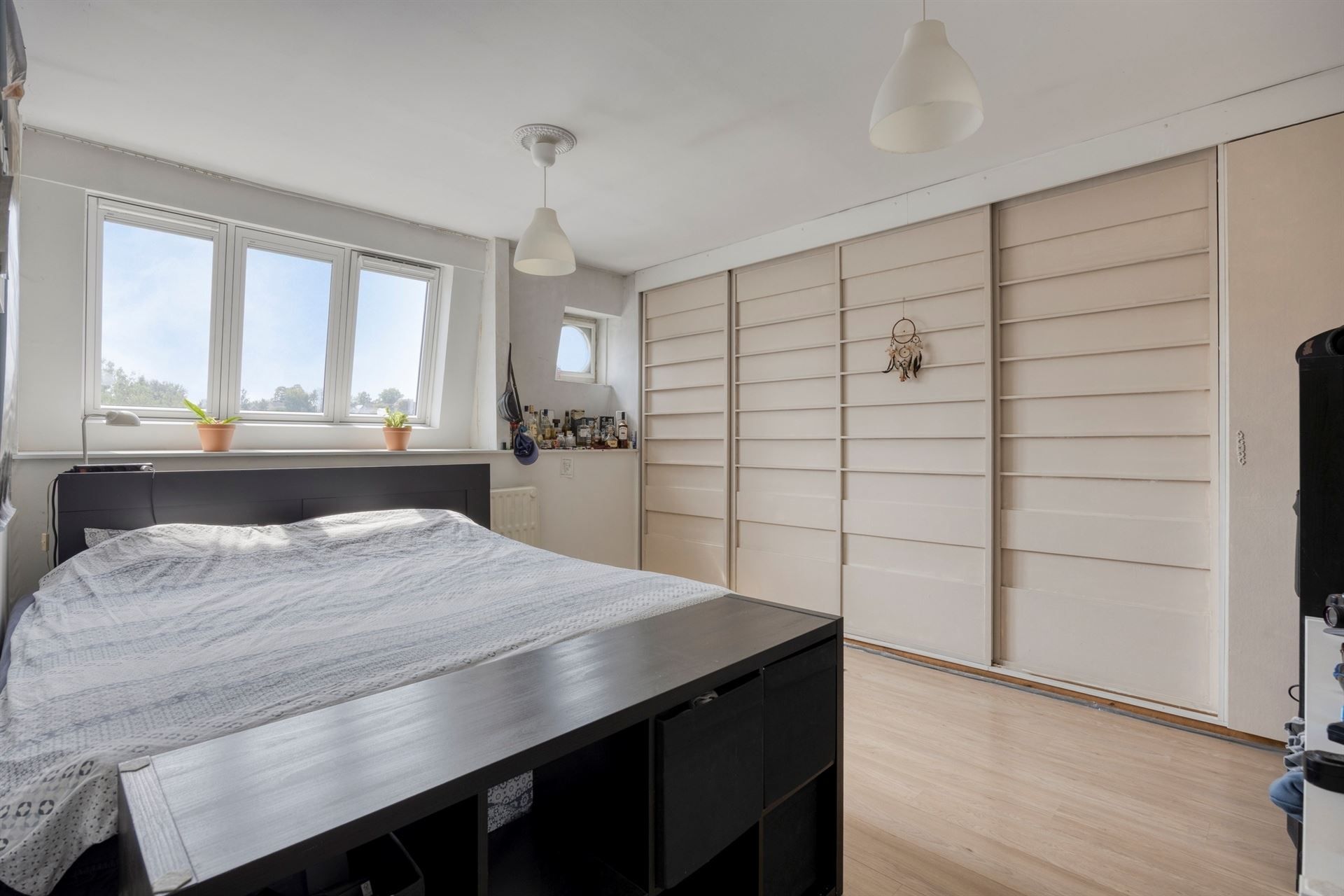 Prachtig gerenoveerde serristenwoning op prima locatie nabij centrum foto 24