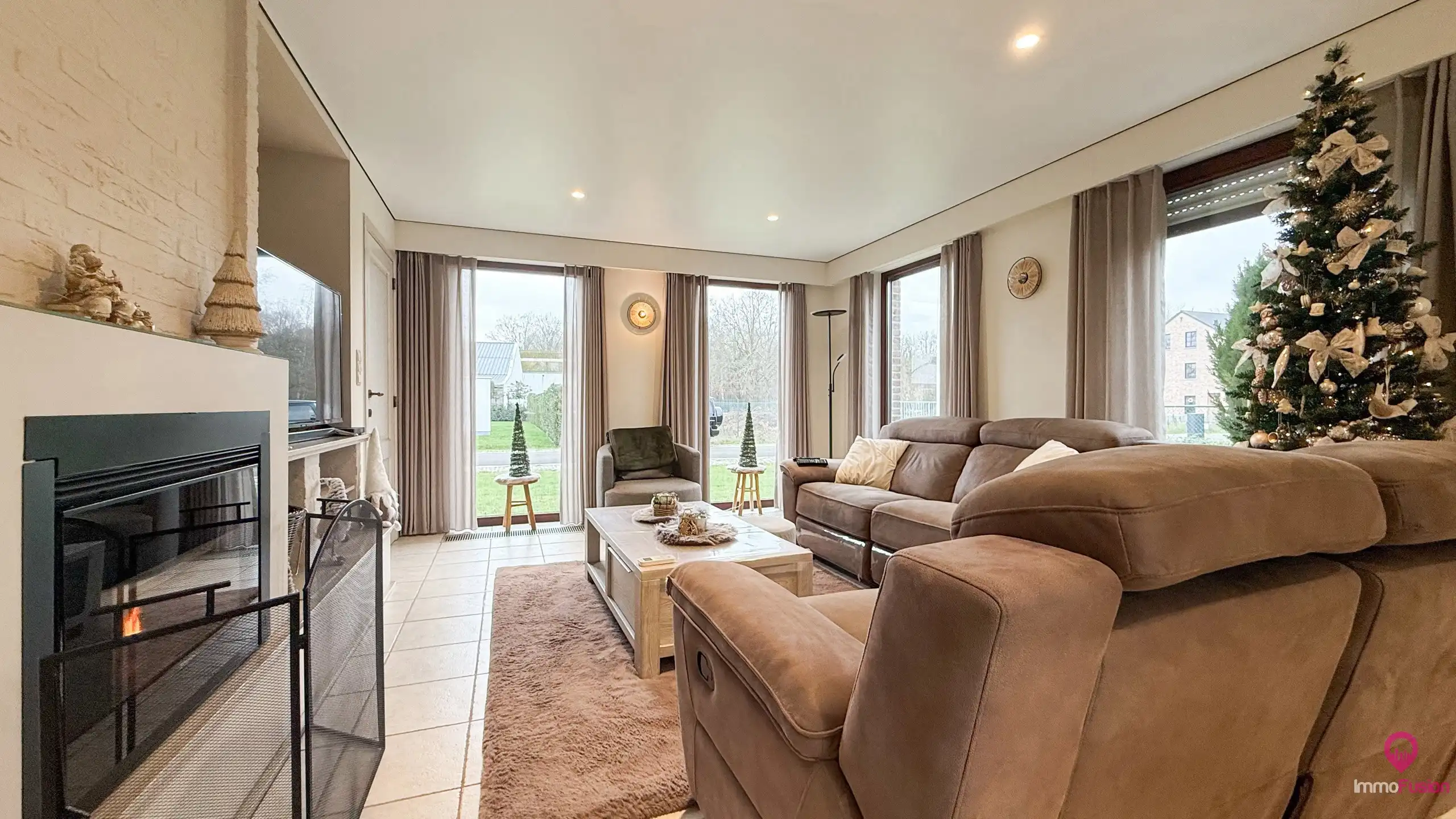 Instapklare woning met 4 slpks, inpandige garage + kelder!  foto 5