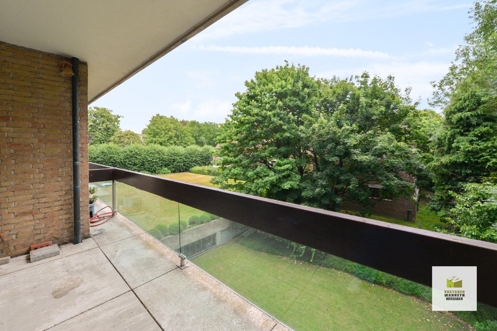 Gerenoveerd 3slpk appartement met 3 terrassen en ondergrondse staanplaats te centrum Brugge foto 31