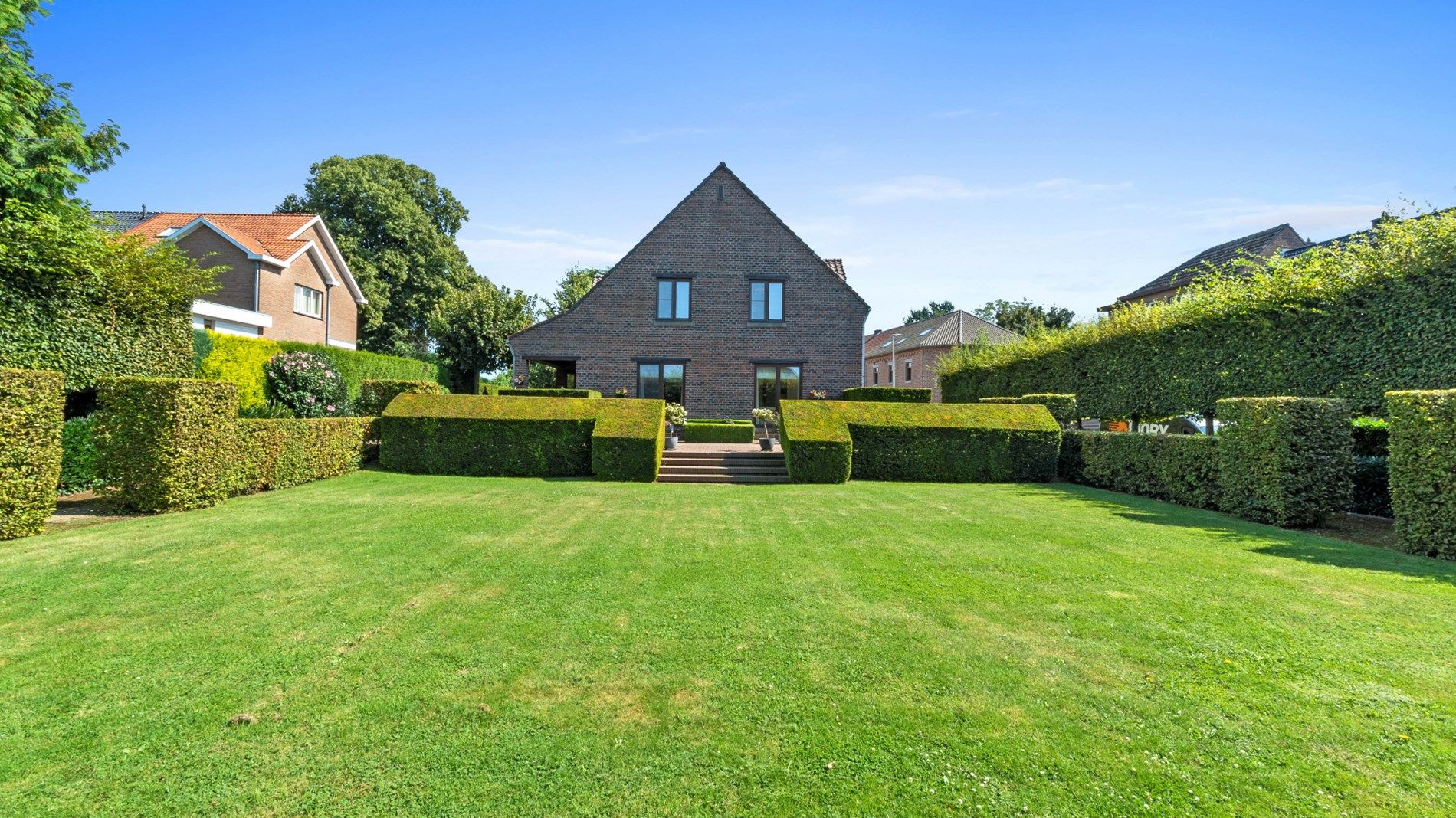 Instapklaar, energiezuinig landhuis met bouwgrond voor open bebouwing foto 27