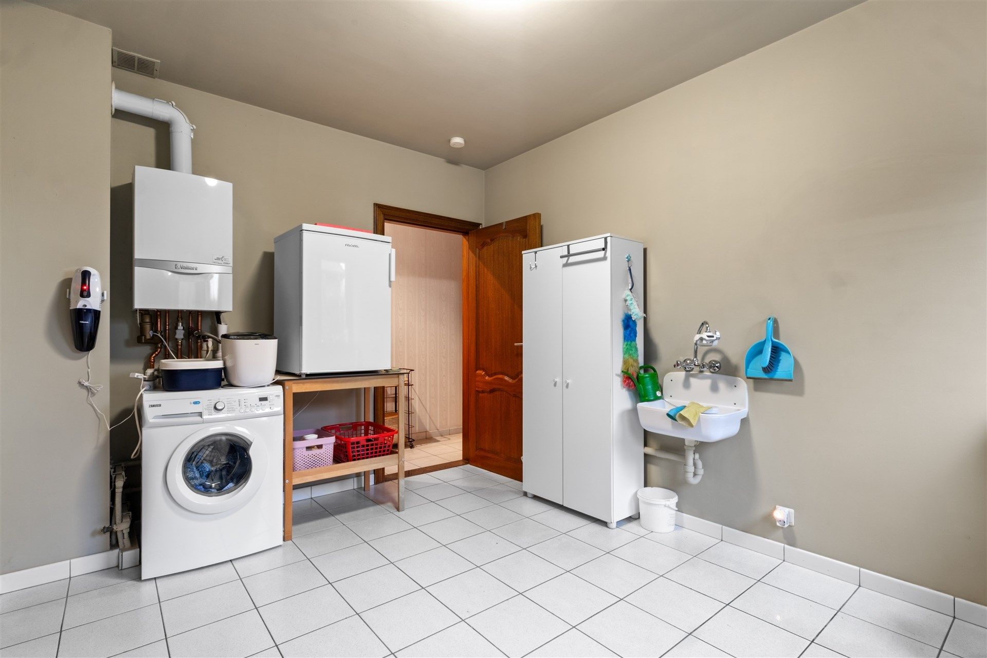 Bungalow op 660m² grond, met 2 slaapkamers.  foto 14