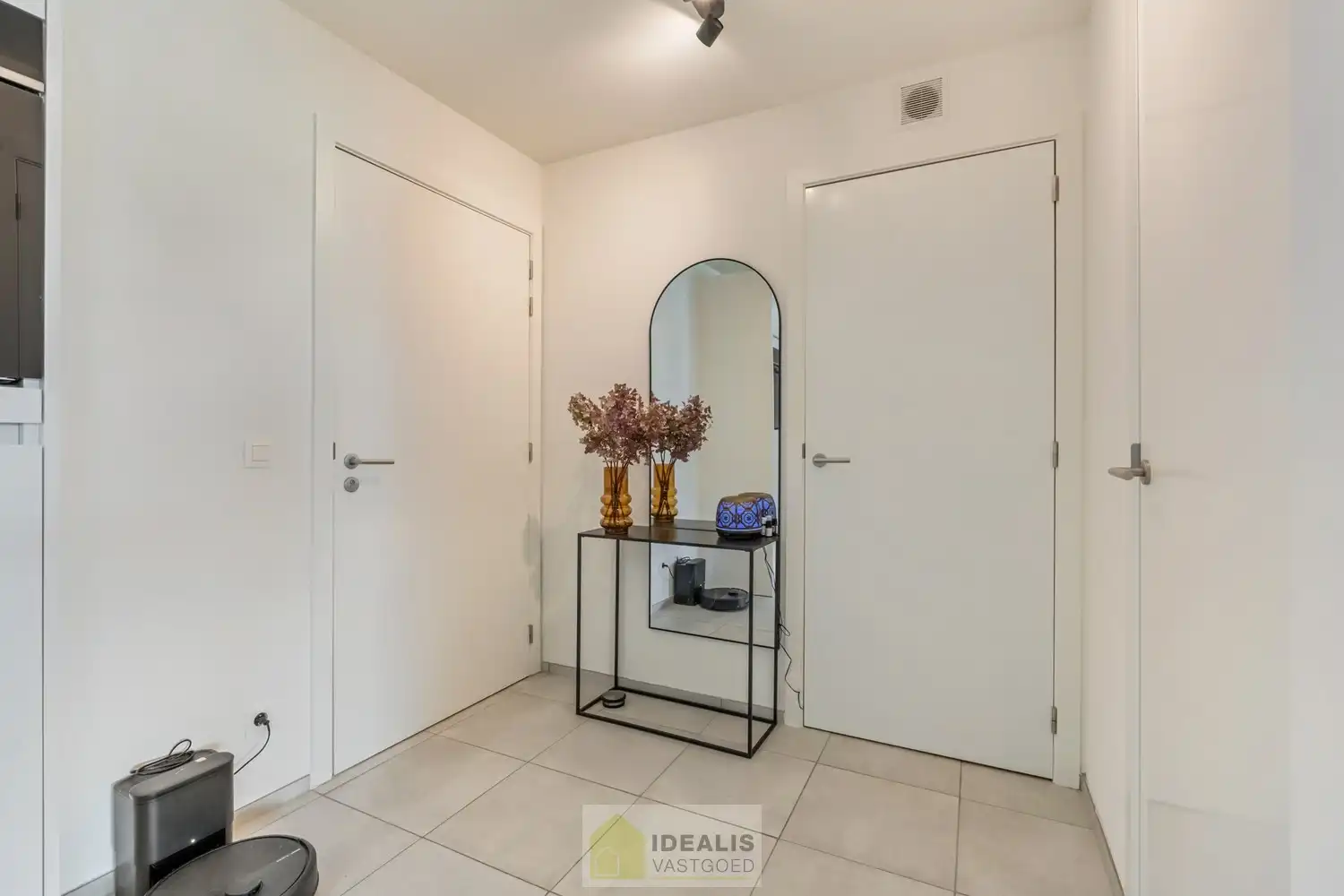IDEALIS VASTGOED – RECENT EN PERFECT ONDERHOUDEN INSTAPKLAAR APPARTEMENT foto 8