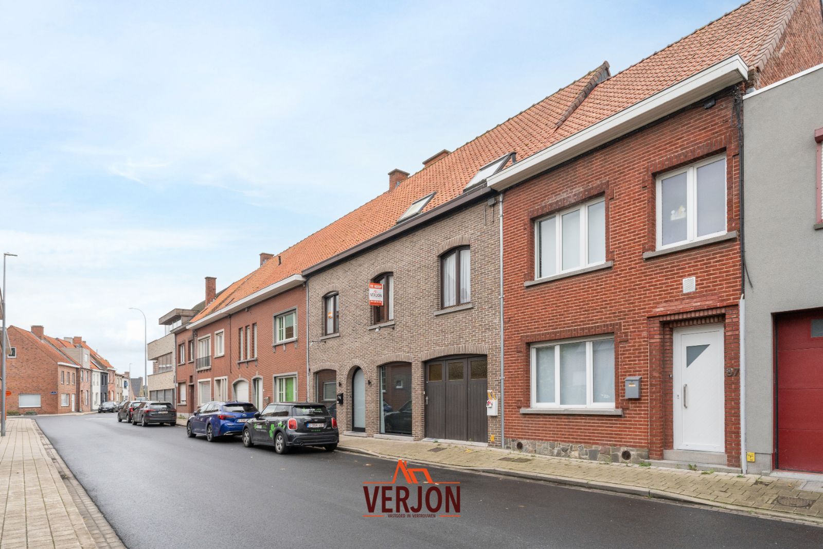 Ruime bel-etage met 4 slaapkamers en garage foto 16