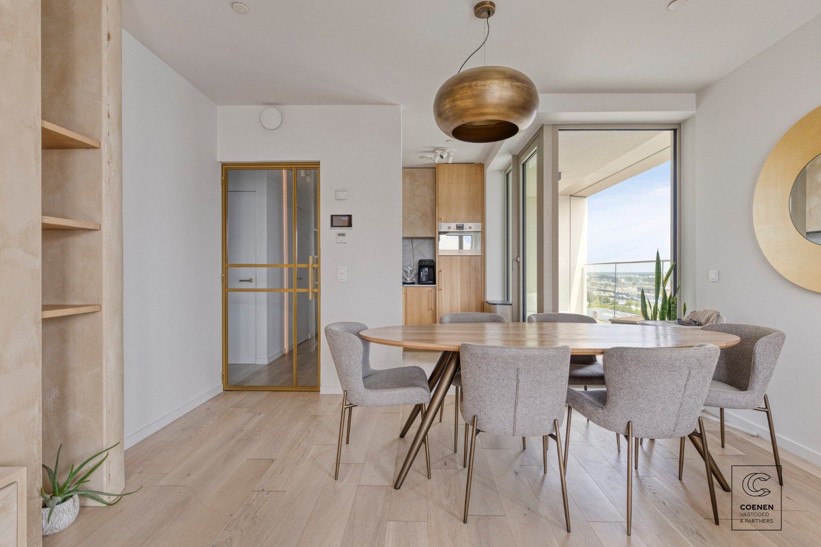 Design appartement van 83 m², twee slaapkamers en een ruim terras met een prachtig uitzicht over Antwerpen! foto {{pictureIndex}}