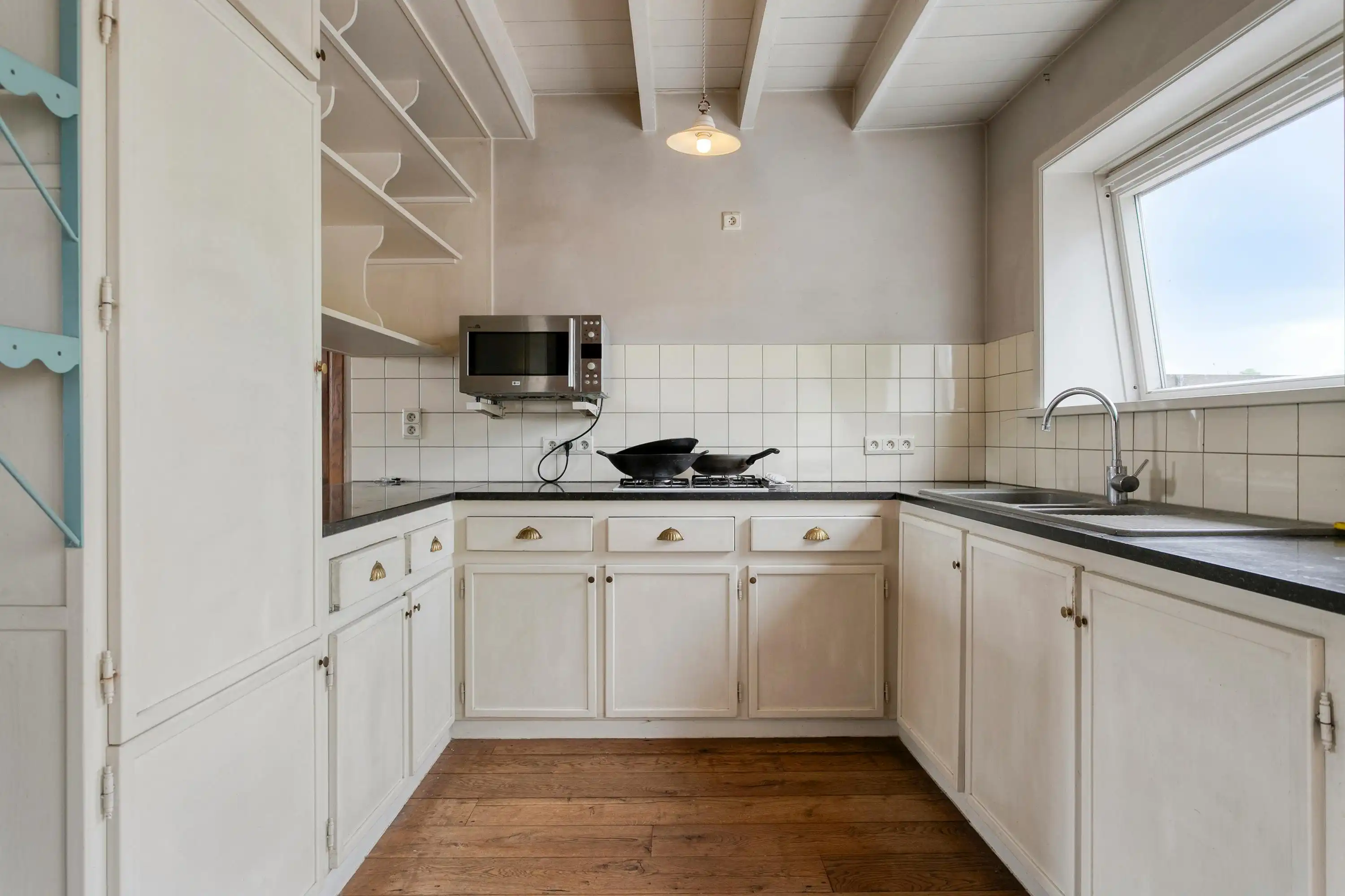 Horecazaak met appartement in Heuvelland te koop foto 26