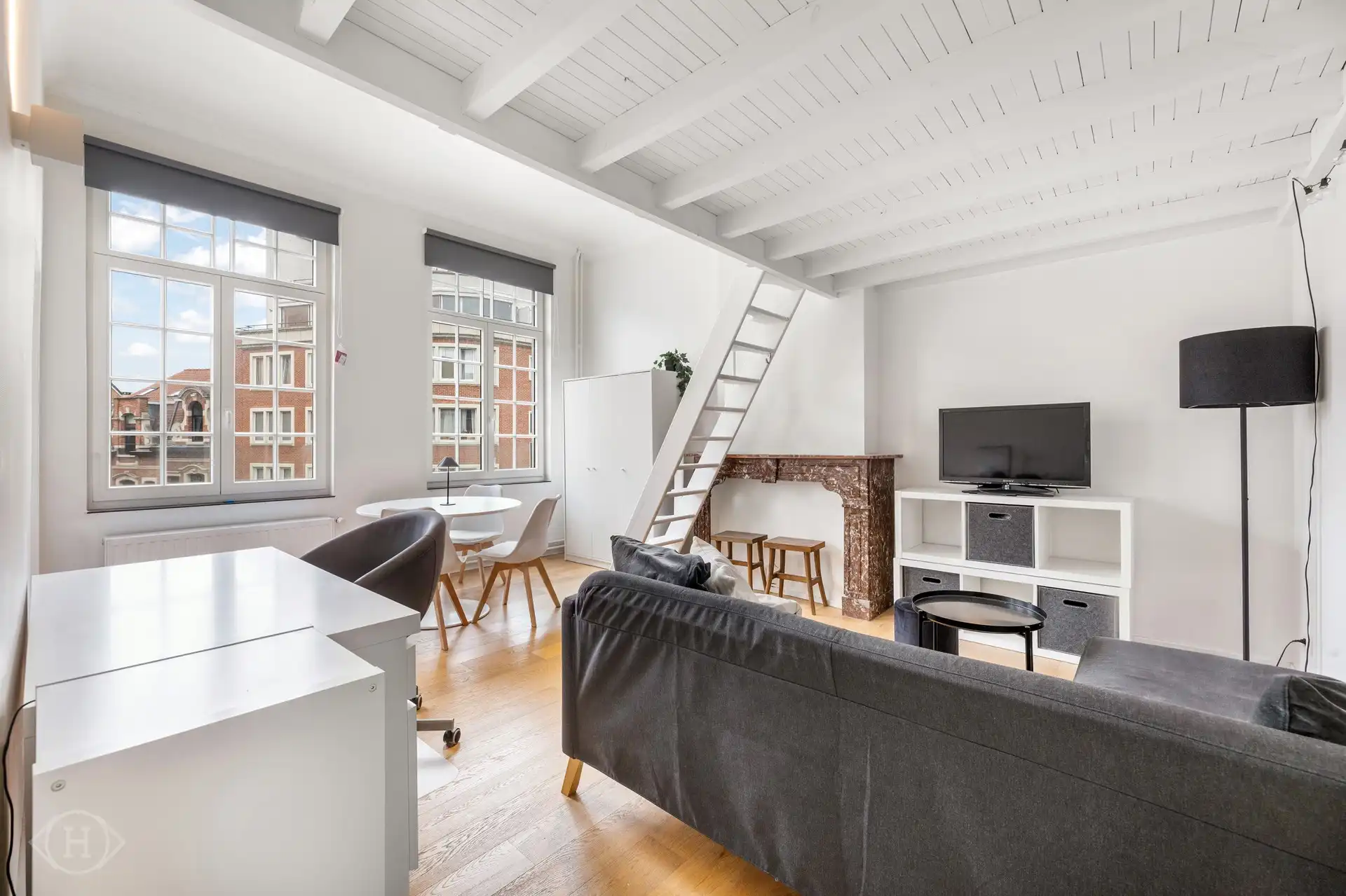 Karaktervol studentenhuis met 9 verhuurde entiteiten foto 11