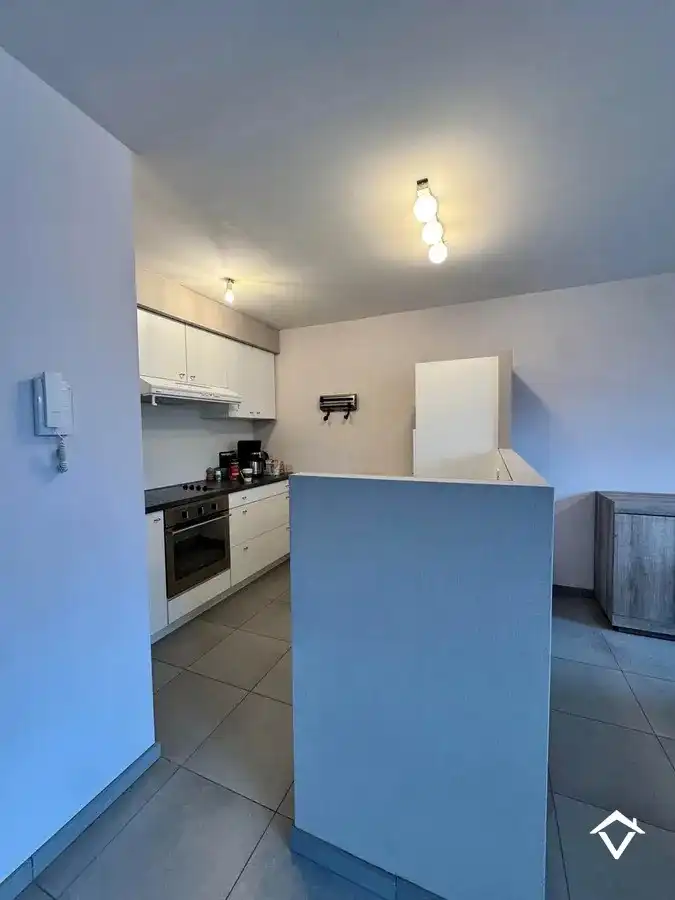 Instapklaar appartement met 2 slaapkamers en garage te Torhout foto 14