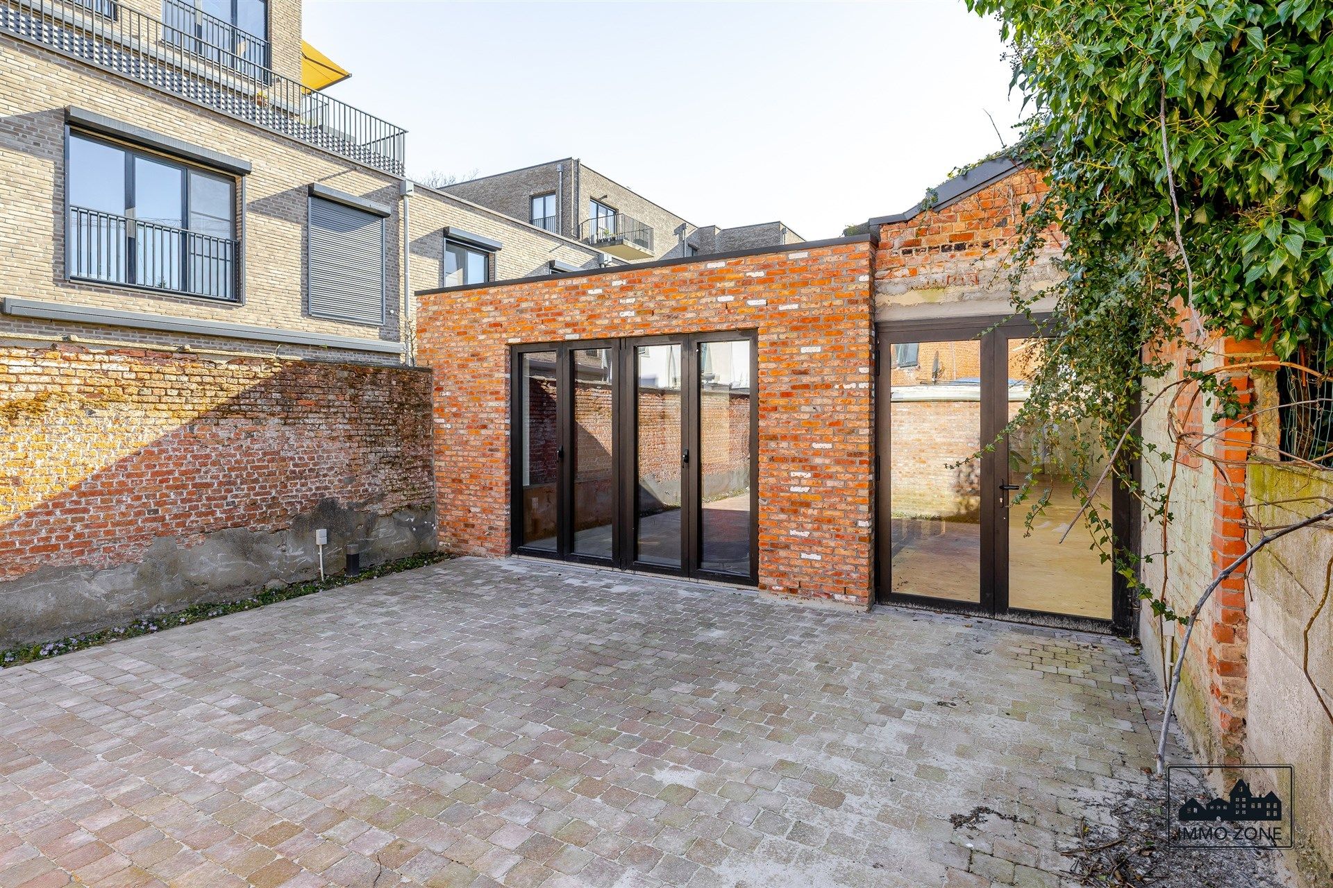 Stijlvol kantoor met veelzijdig magazijn in Sint-Niklaas foto 9