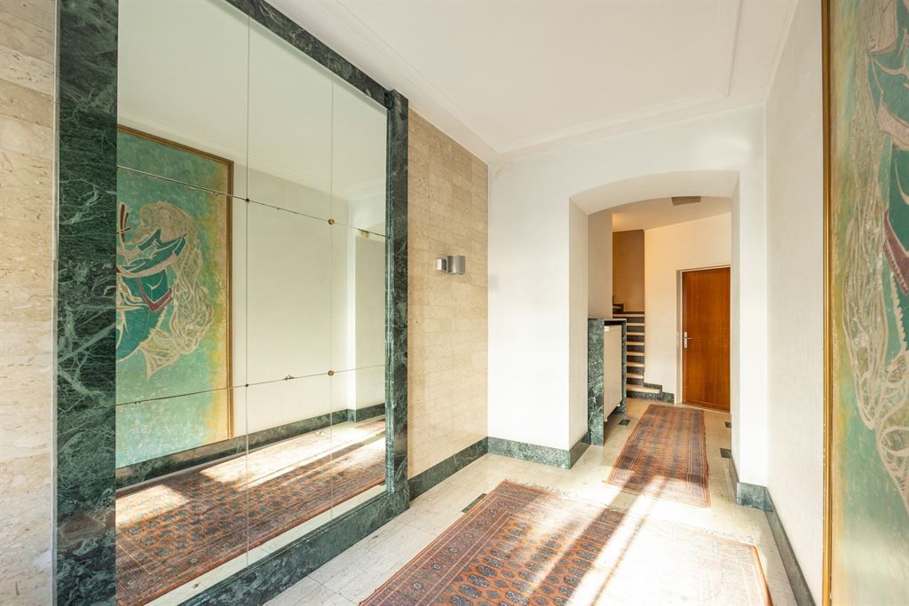 Ruim, instapklaar appartement (107m²) met visgraatparket en zuidgericht terras. foto 14