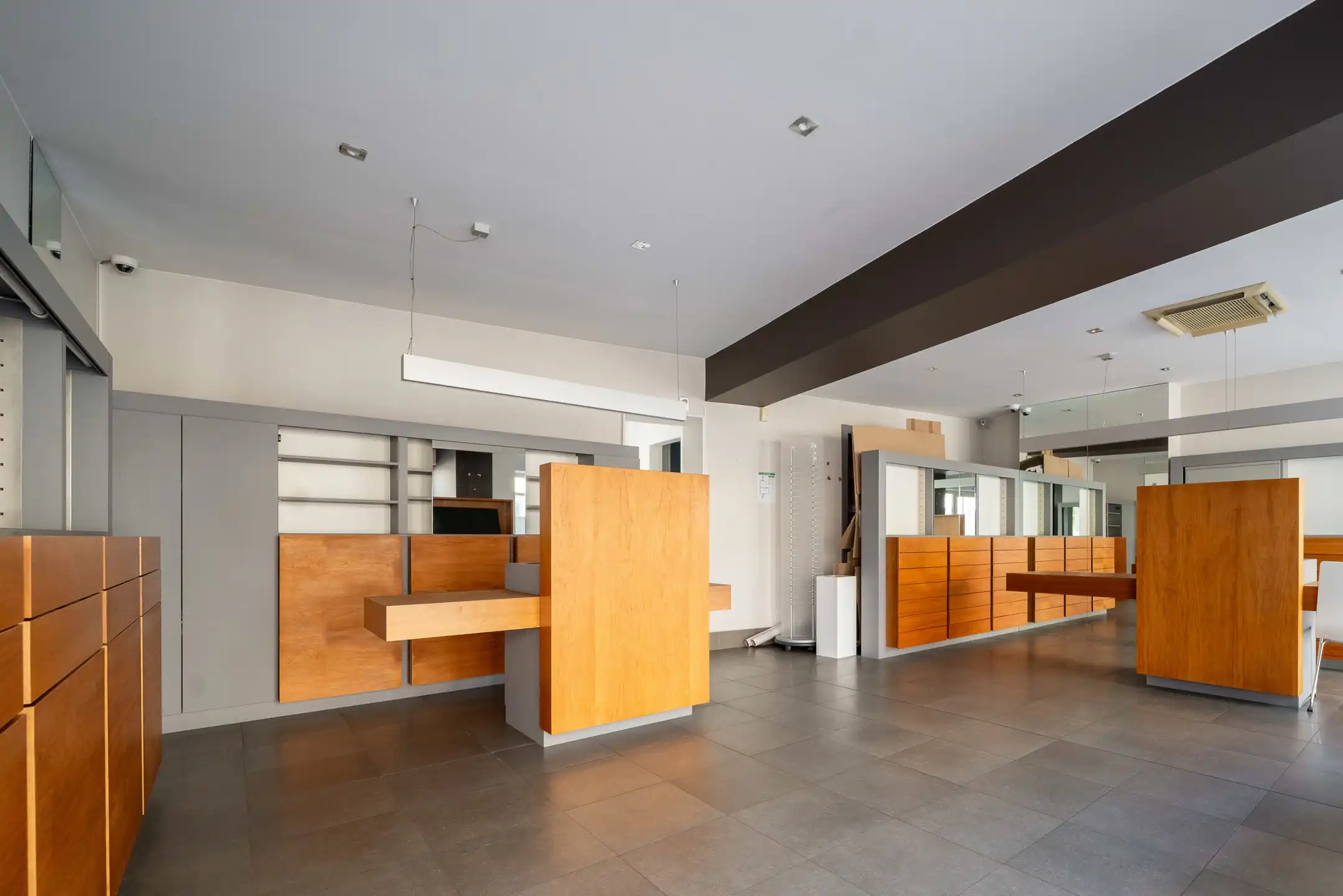 Gebouw te koop foto 16
