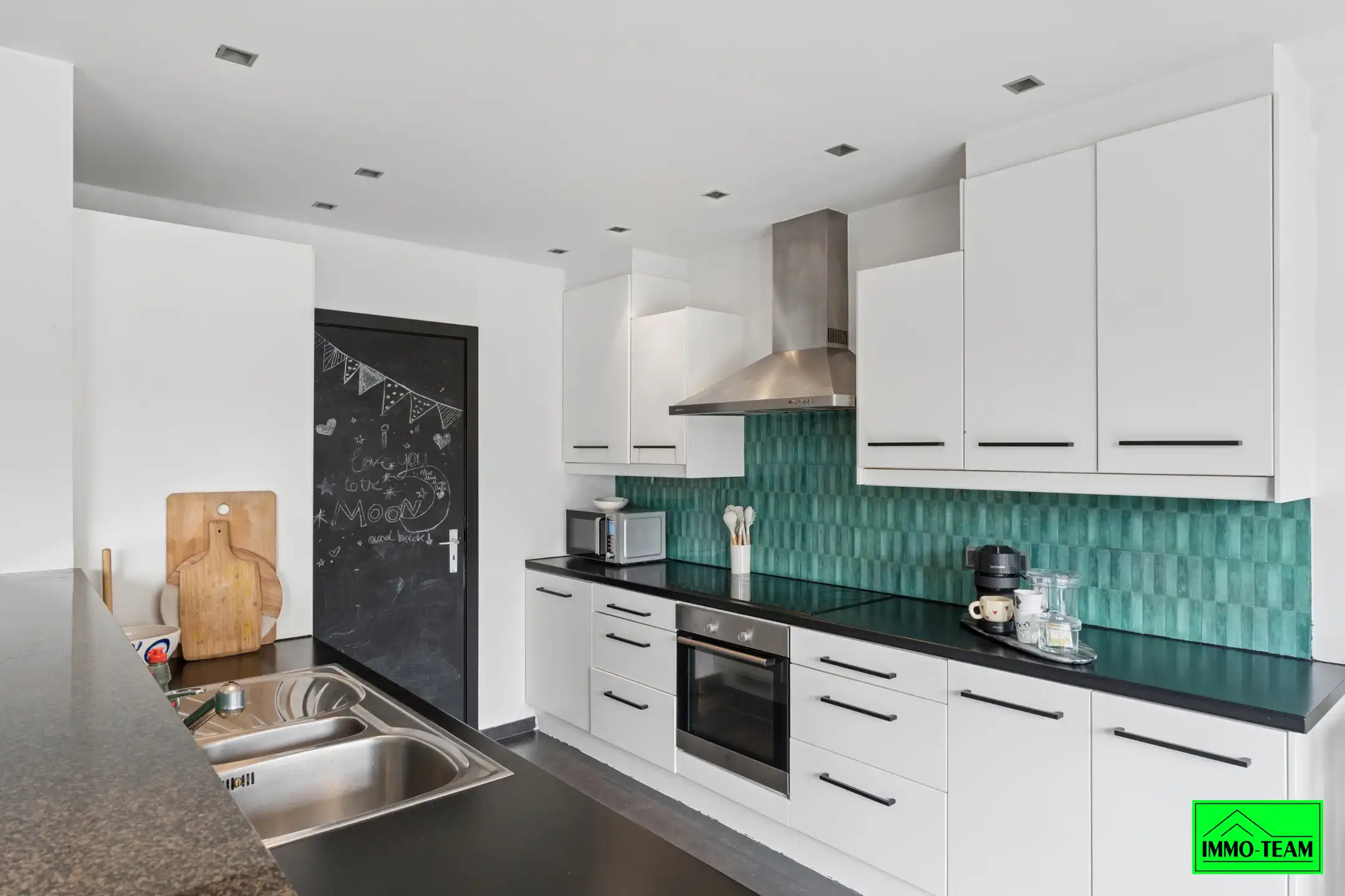 Instapklare 3‑gevelwoning in een rustige, residentiële wijk foto 9