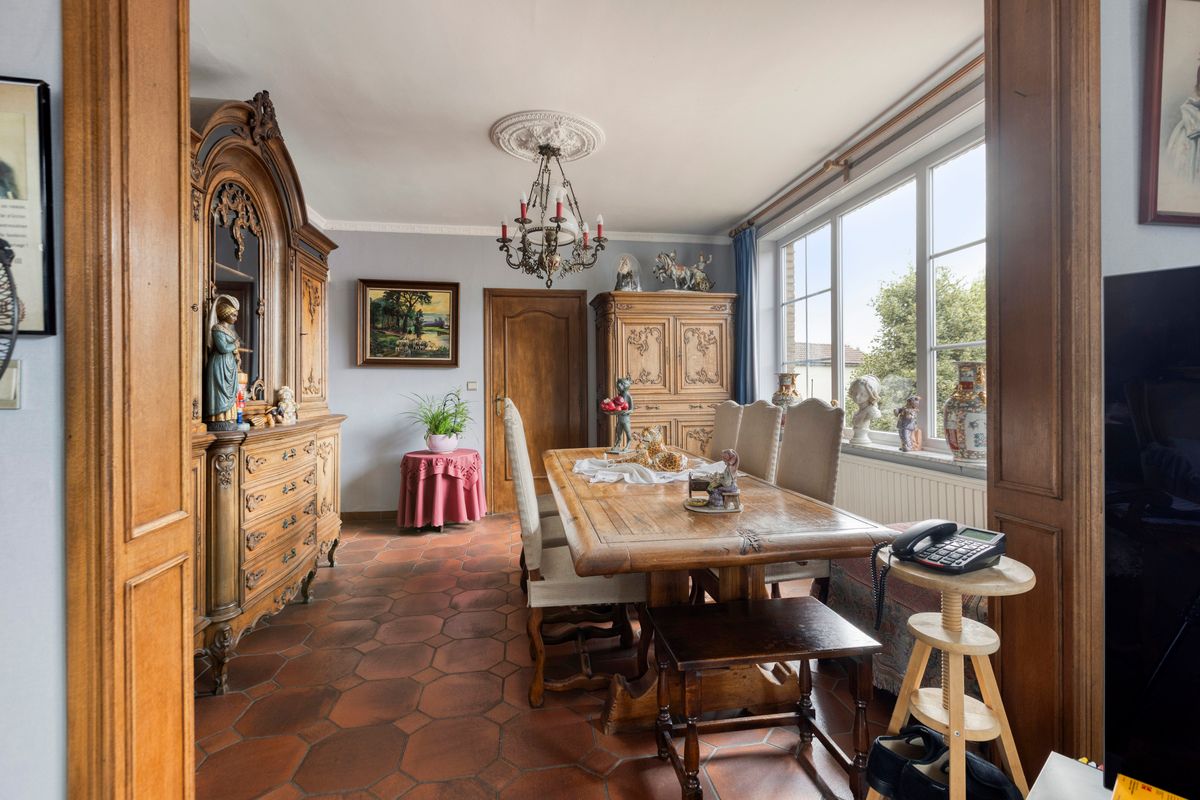 Landelijke woning met 2 loodsen foto 5