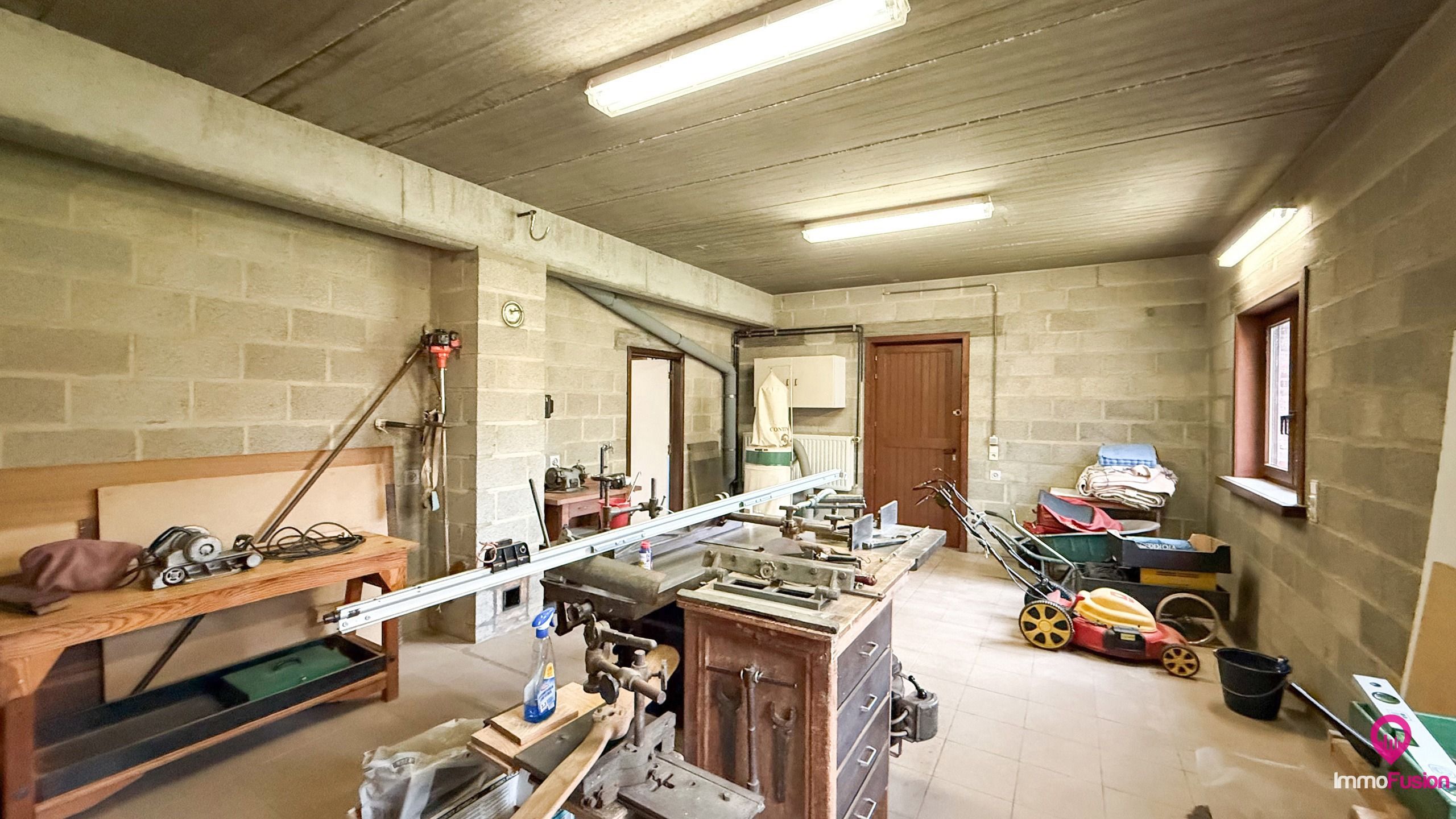 Exclusieve hoeve op 40are met bosrijke ligging te Paal! foto 38