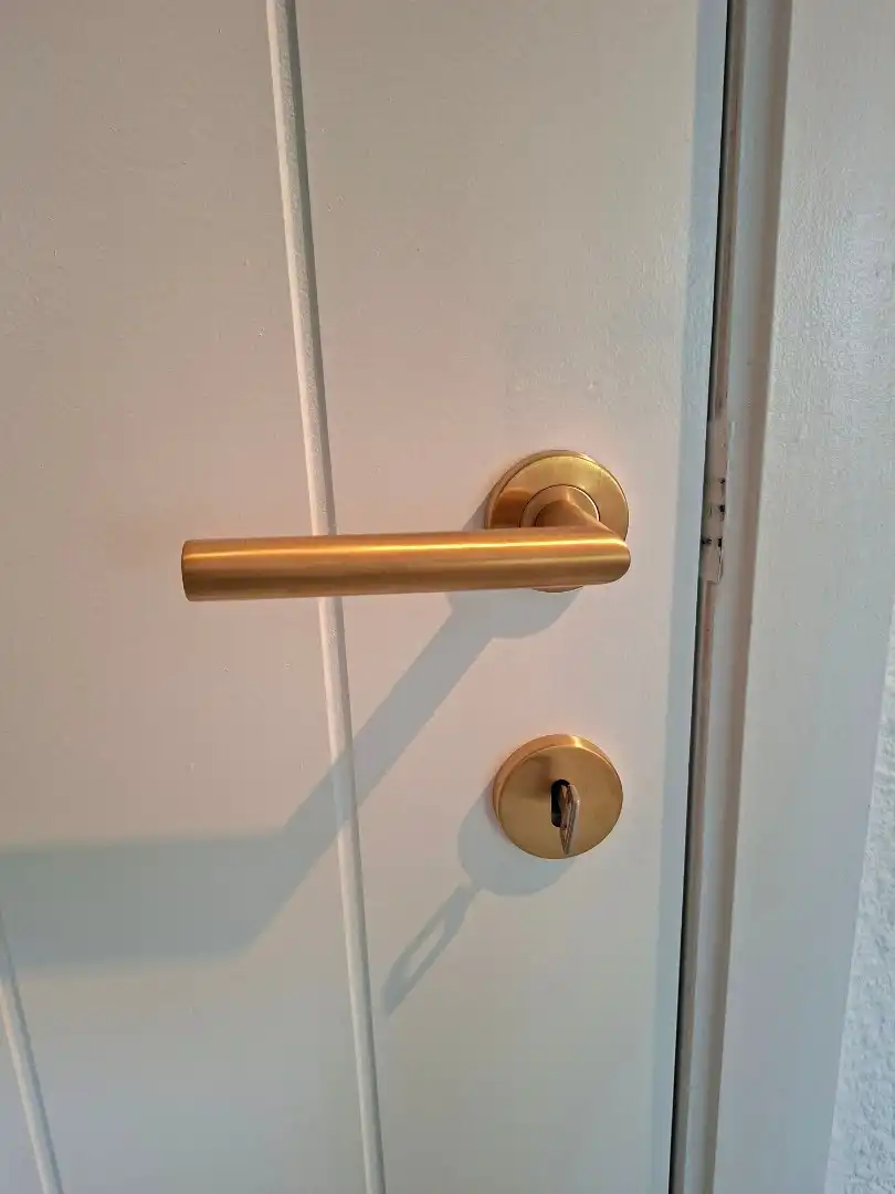 Vernieuwd hoekappartement foto 19