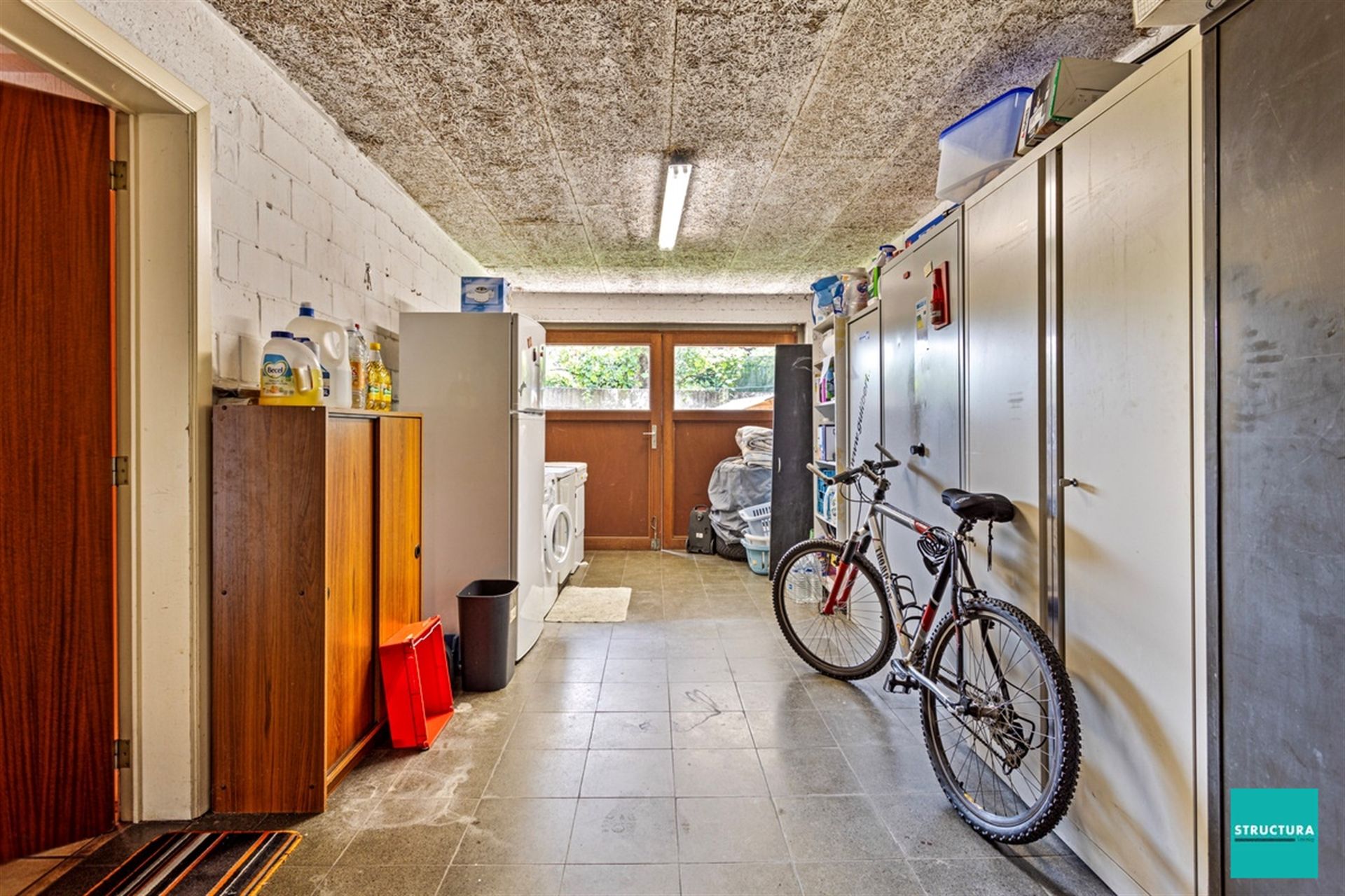 Appartement met ruime living, 2 zuidgerichte terrassen én tuin (!) en dubbele garage! foto 17