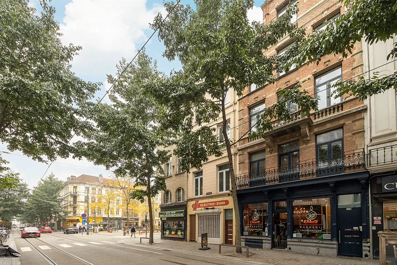 Te renoveren opbrengsteigendom op premium locatie foto 26