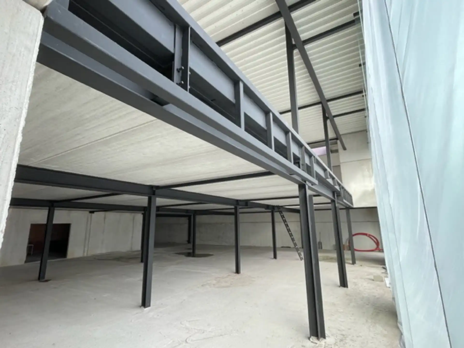 Bedrijfsvastgoed te koop foto 4