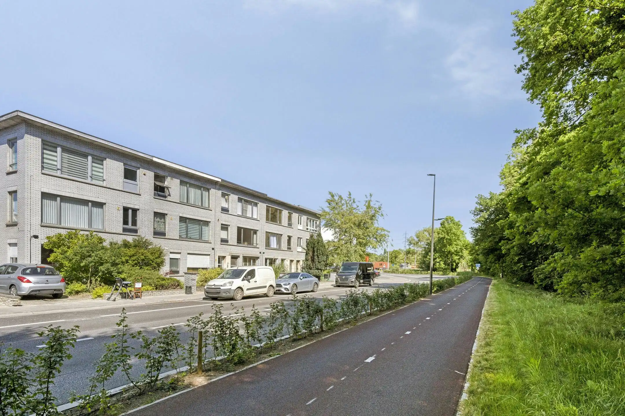 Hoofdfoto van de publicatie: Appartement met 2 slaapkamers te koop naast de golf in Wommelgem!