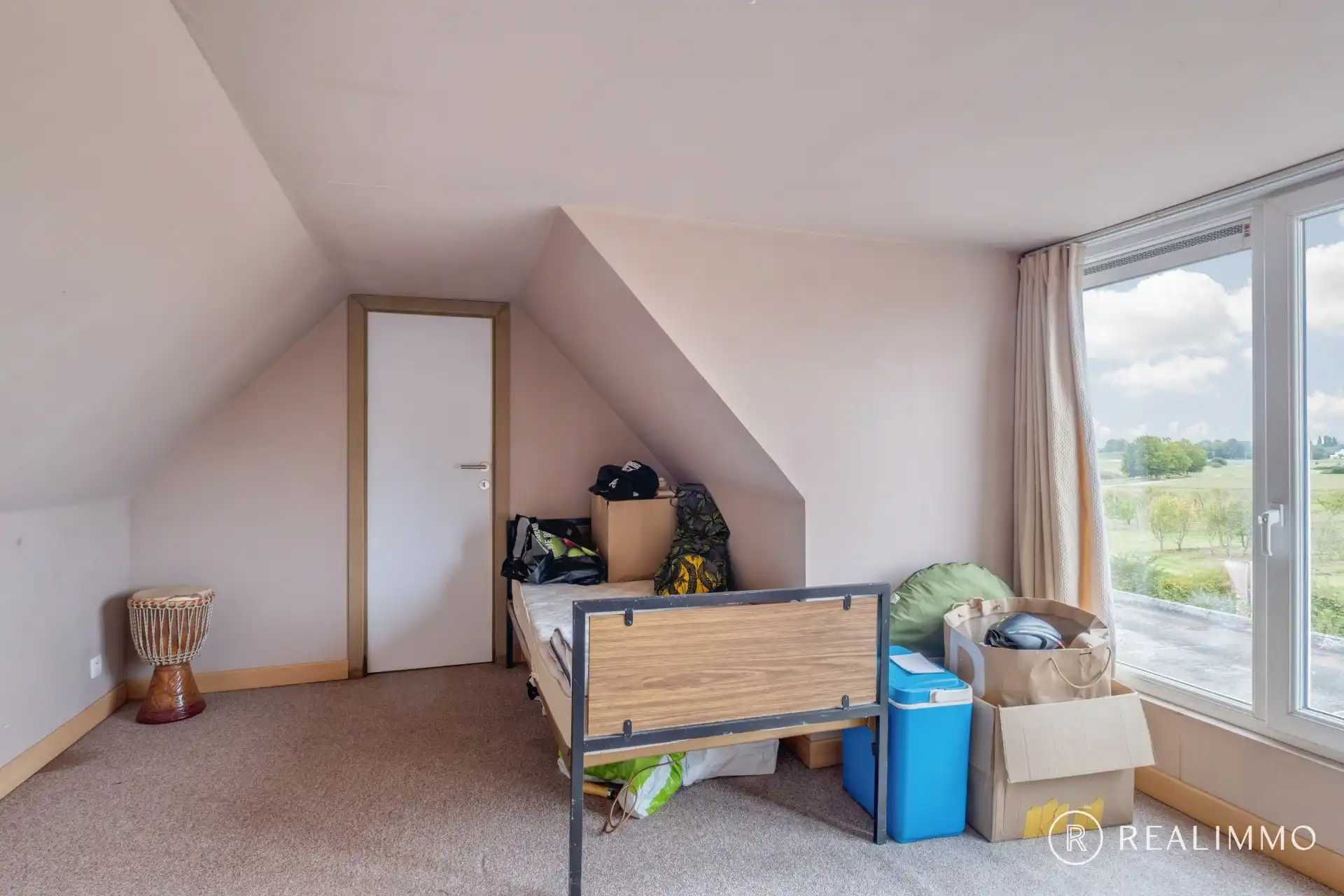 Instapklaar verhuurd appartement met 2 slaapkamers en autostaanplaats foto 9