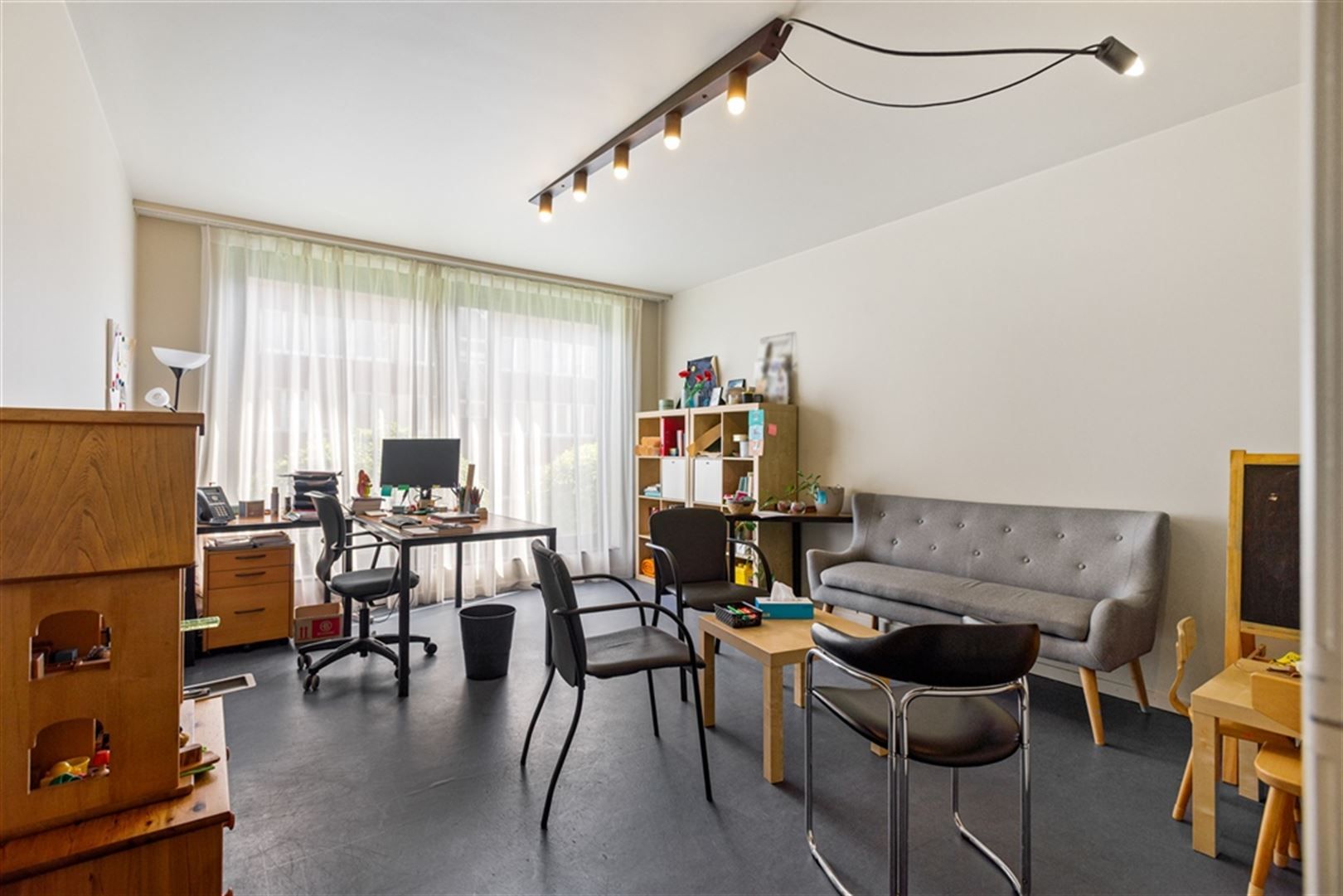 Kantoorgebouw te koop in Berchem foto 5