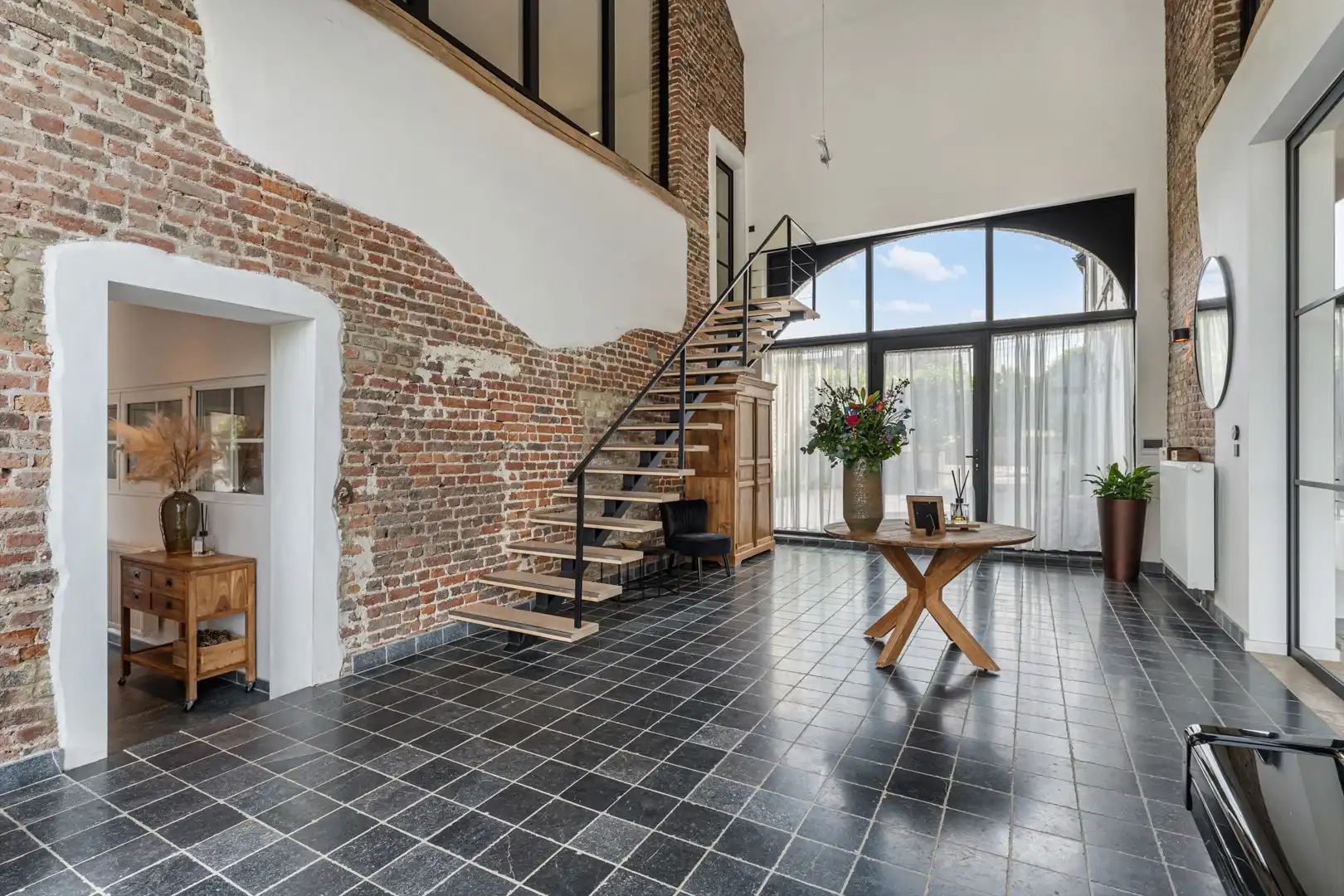 Karaktervolle gerenoveerde hoeve met 576 m² woonoppervlakte op 28a 02ca in Landen-Walshoutem. foto 18
