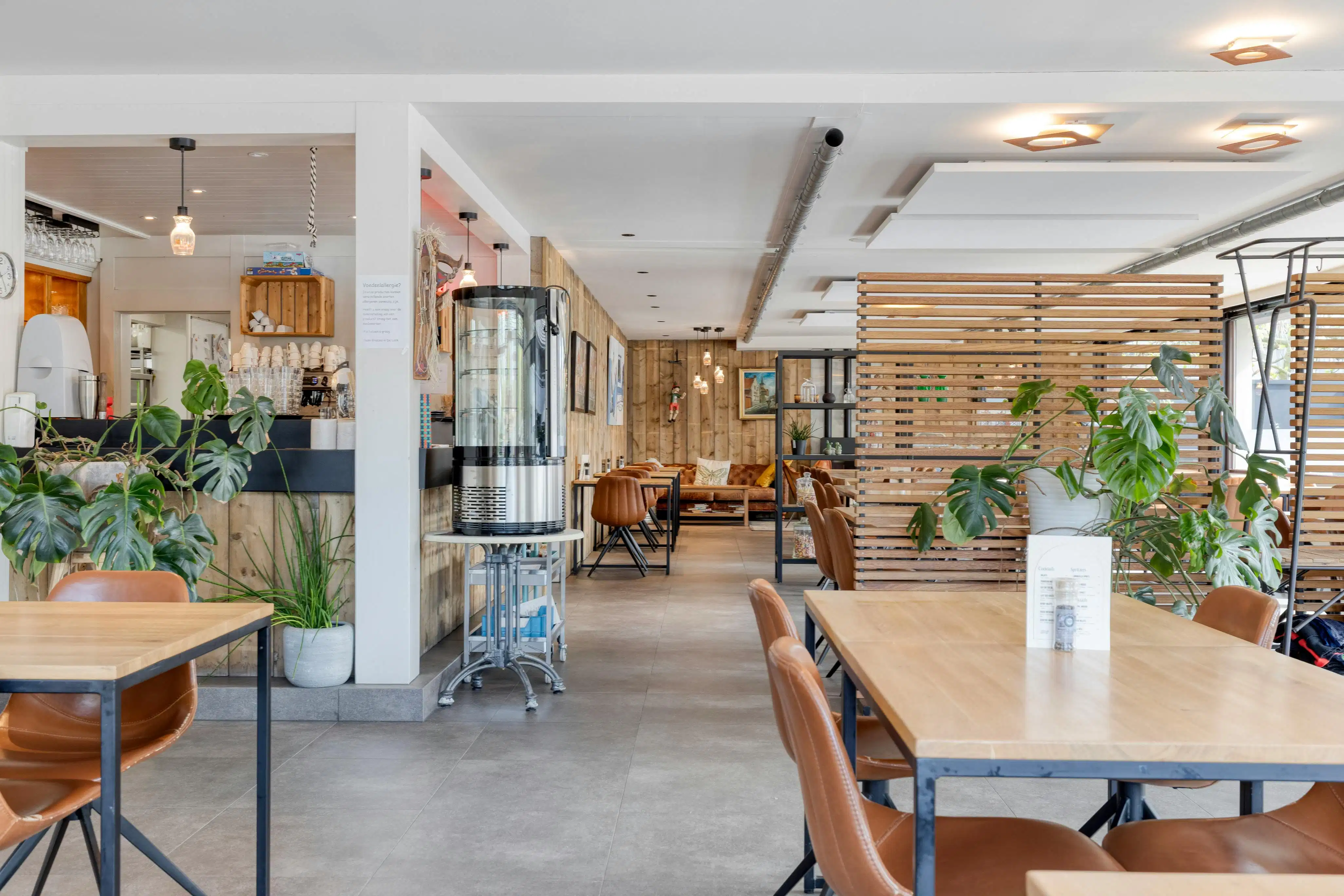 Handelspand met woonst te koop in centrum Landegem foto 5