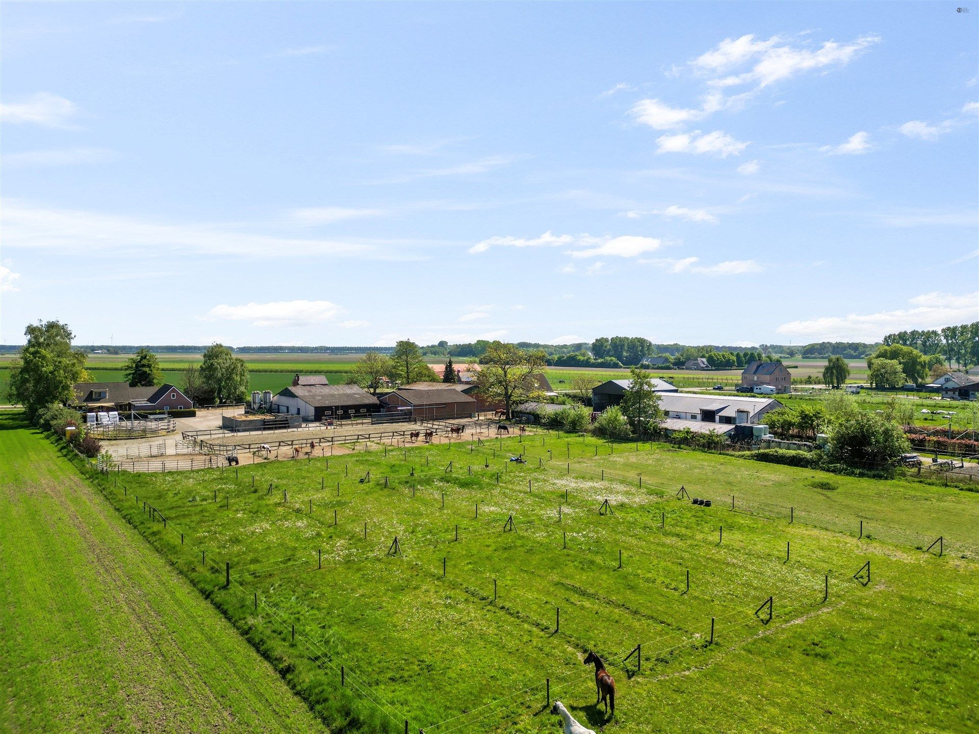 Paardenaccomodatie met woning op ca 1,8 ha foto 45