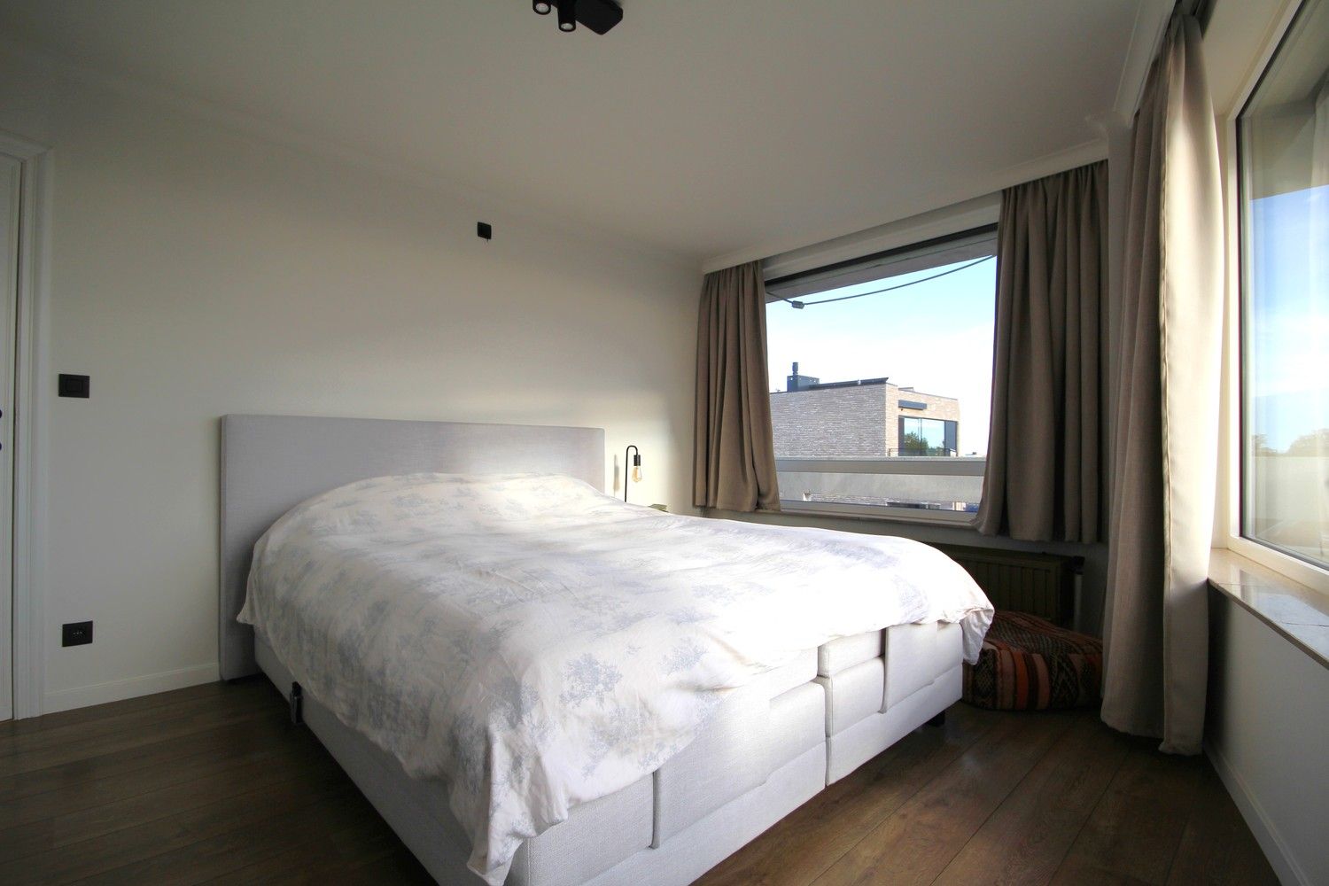 Vernieuwd appartement met 2 slaapkamers, garage en kelder in het centrum foto 18