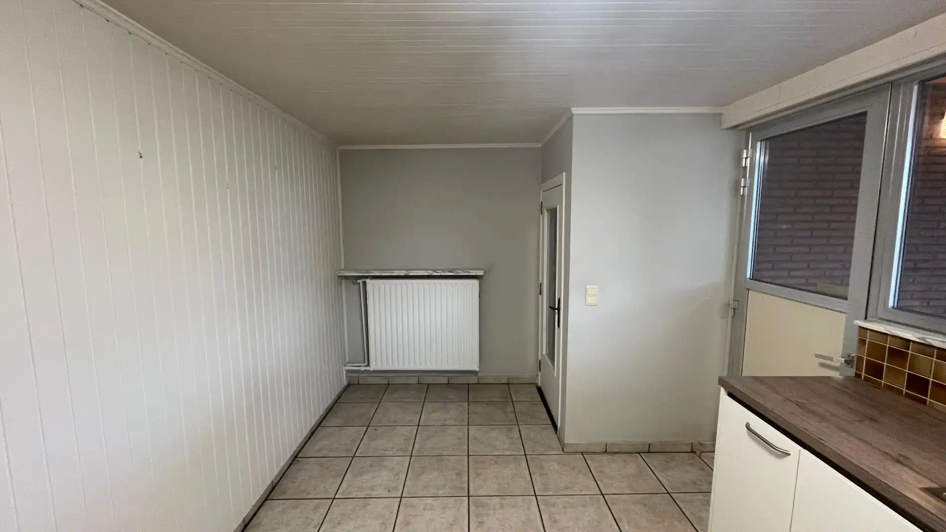 Prachtig renovatieproject - halfopen bebouwing - 2 slpk - grote tuin en garage foto 10