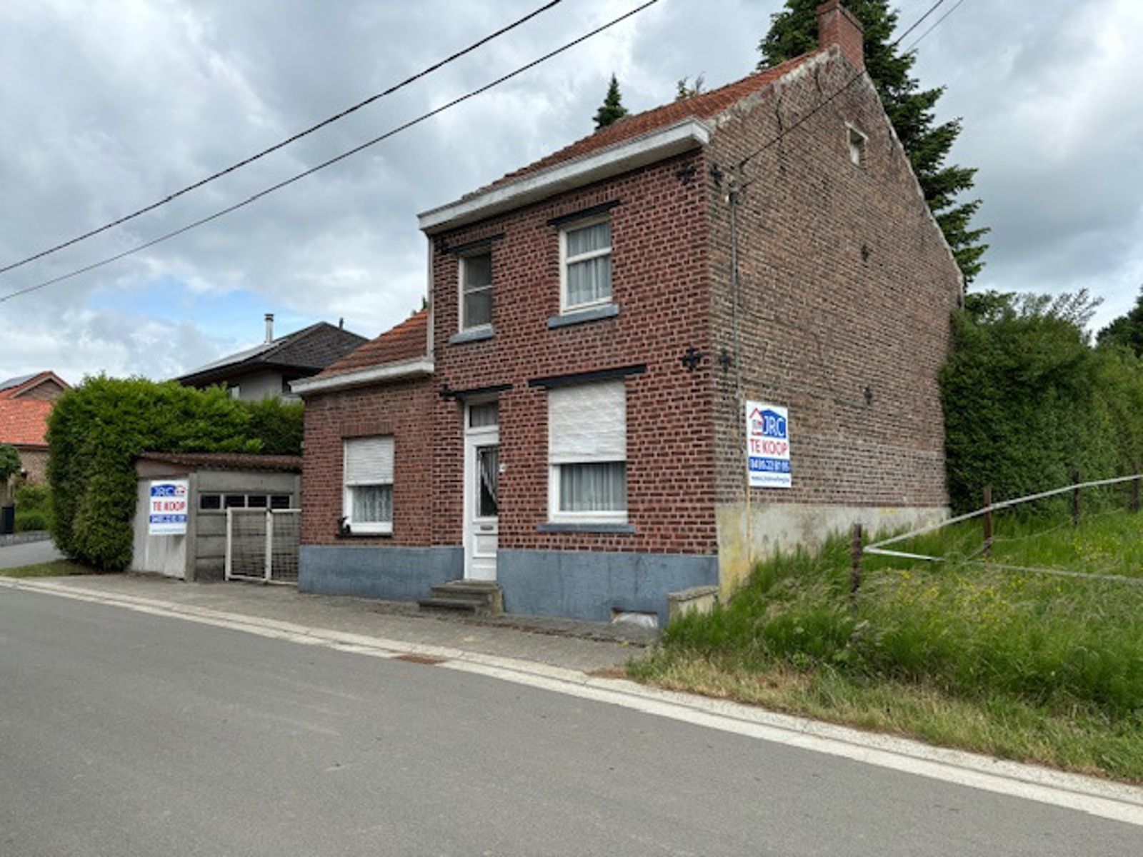 Hoofdfoto van de publicatie: Volledig te renoveren/te slopen woning 20 are te Boutersem