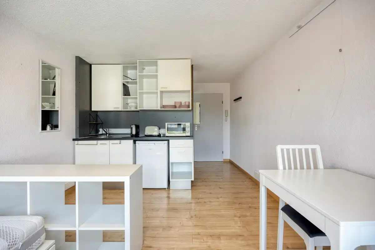 Bemeubelde studio in centrum Leuven! – EPC 209 kWh/m² - bewoonbare opp. 24 m² foto 6