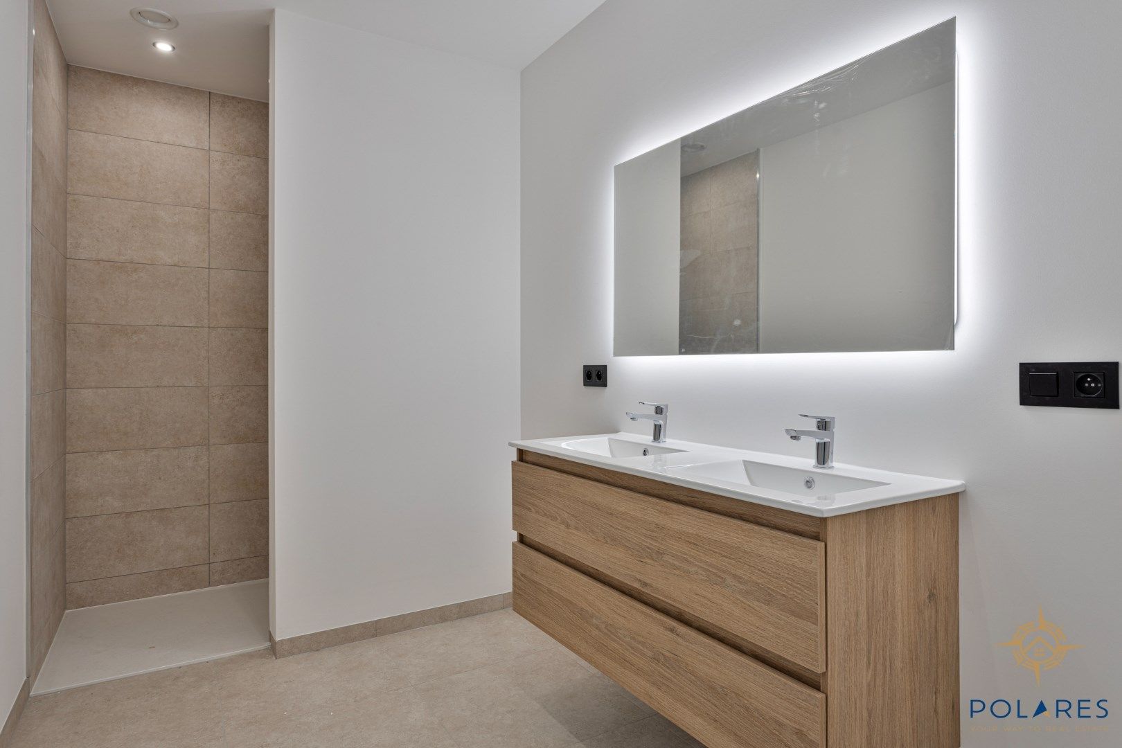 Instapklare woning in hartje Wijgmaal foto 11