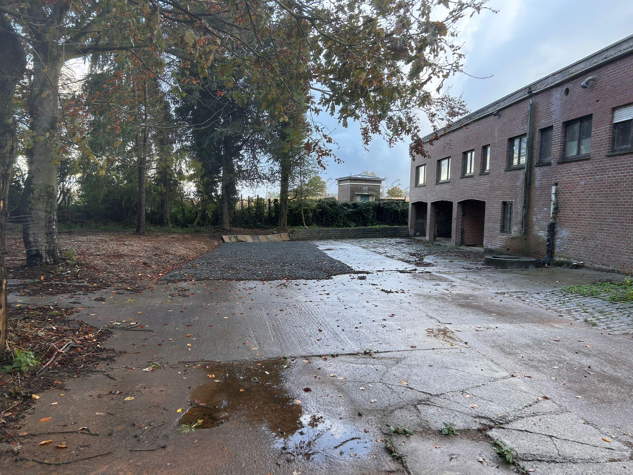 MAGAZIJN BRAKELSESTEENWEG NINOVE  foto {{pictureIndex}}