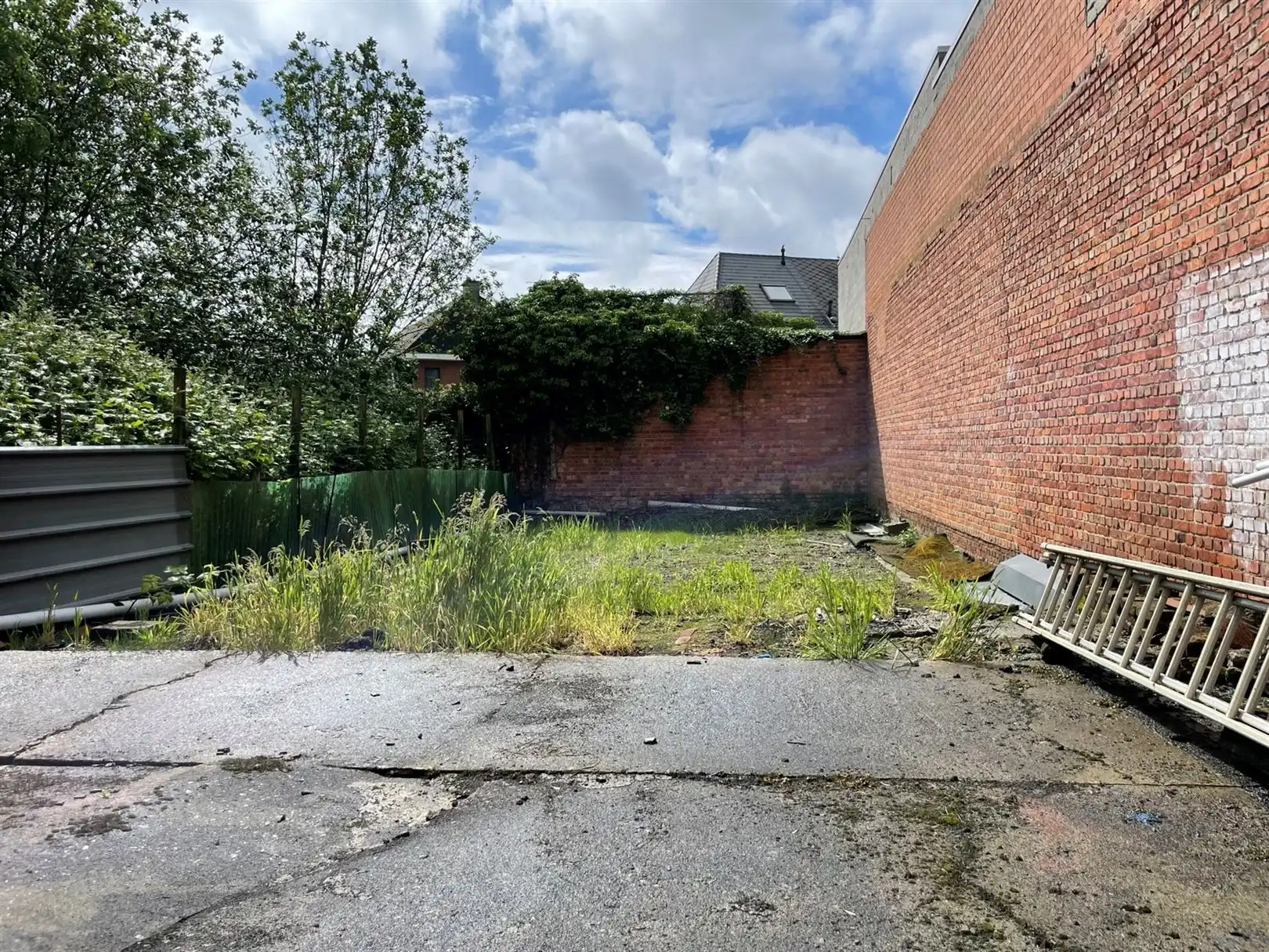 Goedgelegen handelspand op top ligging te Dendermonde foto 14