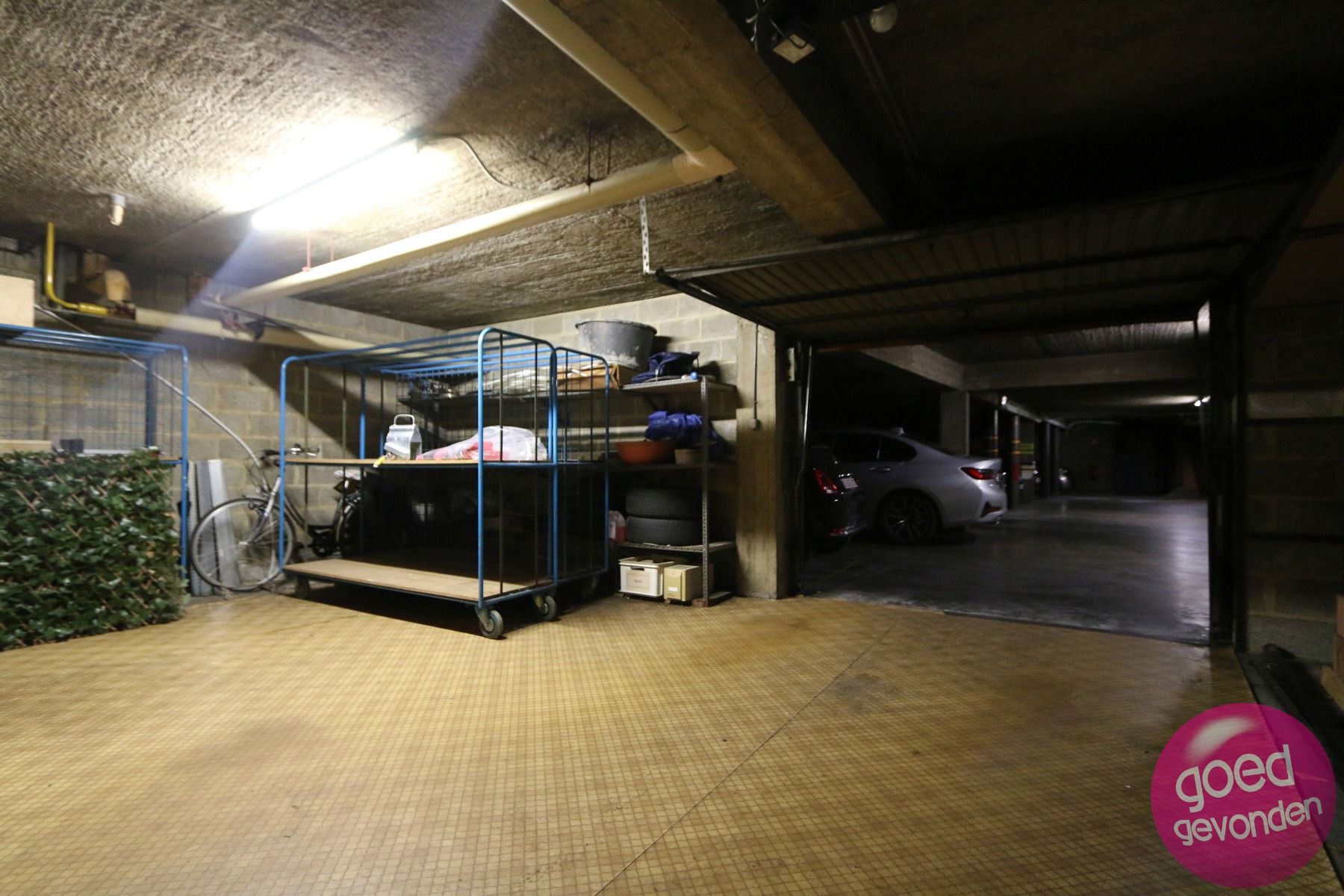 UITZONDERLIJK WINKELPAND + ATELIER + ONDERGRONDSE PARKINGS  foto 27