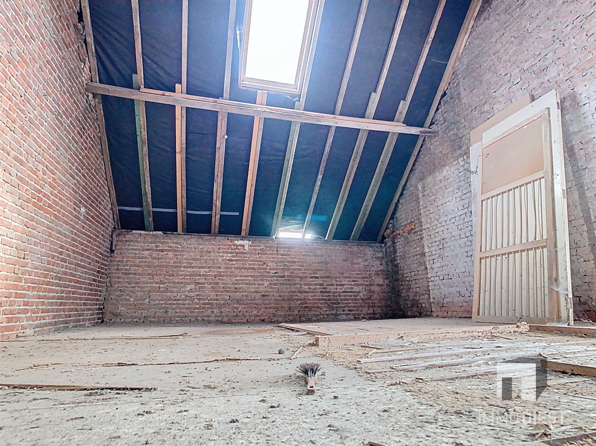 2 te renoveren woningen foto 23