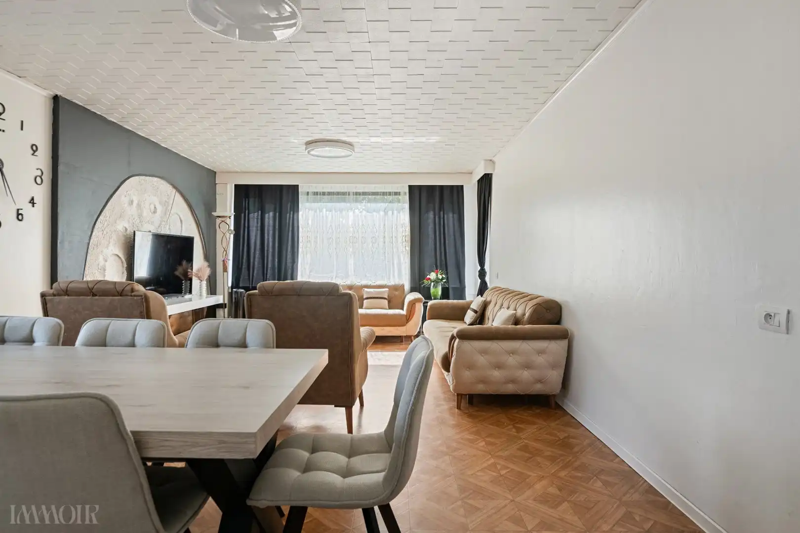 Licht & ruim appartement op centrale ligging in Deurne foto 3