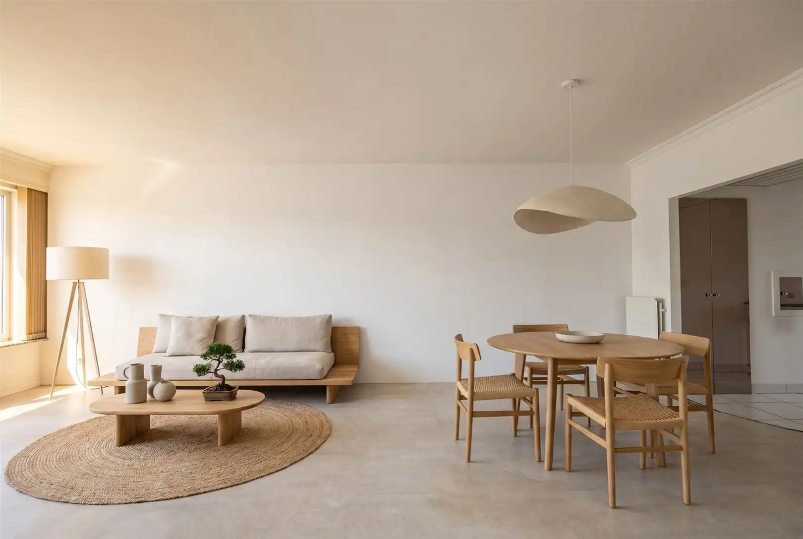Ruim appartement met 2 slaapkamers, dressing en terras foto 18