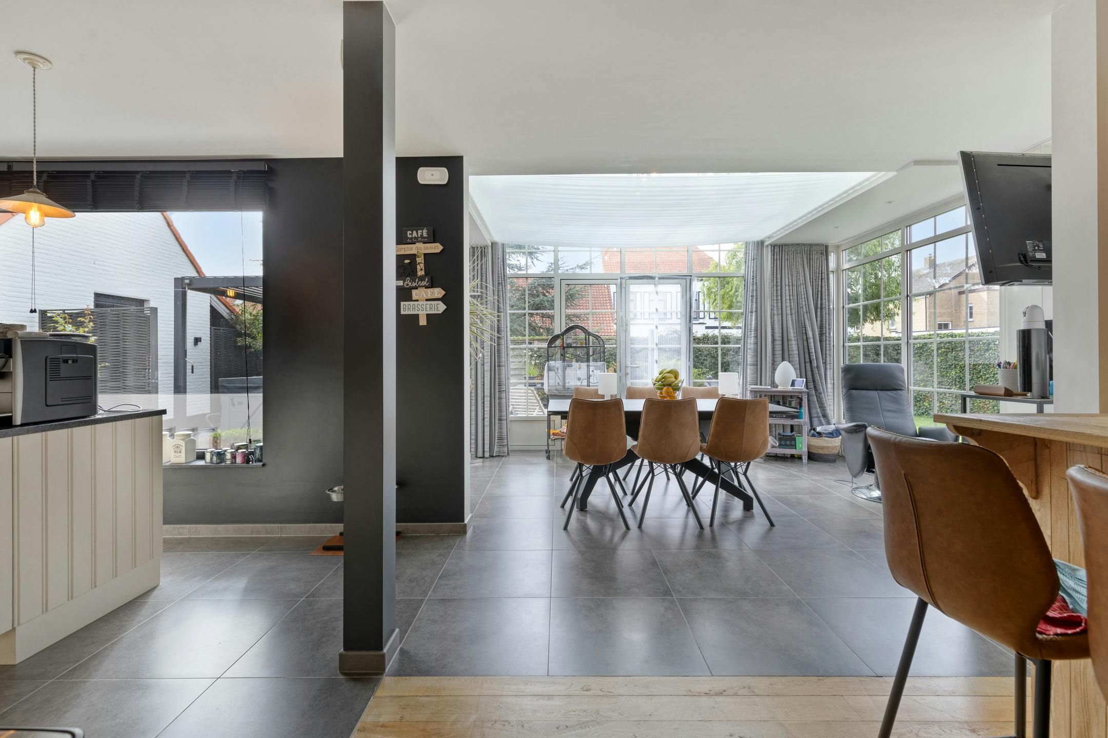 Perfect onderhouden villa te koop in het mooie Zuienkerke foto 5